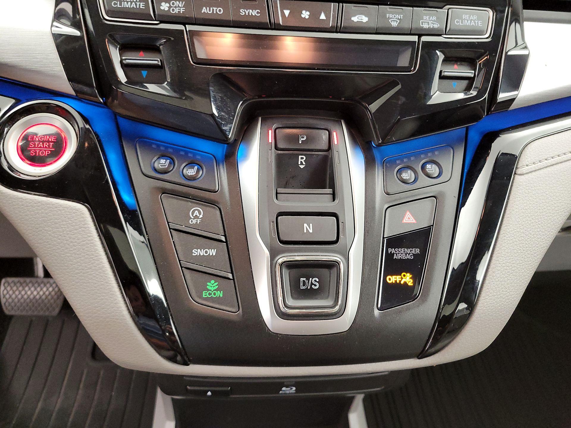 Thumbnail: 2019 Honda Odyssey - 18