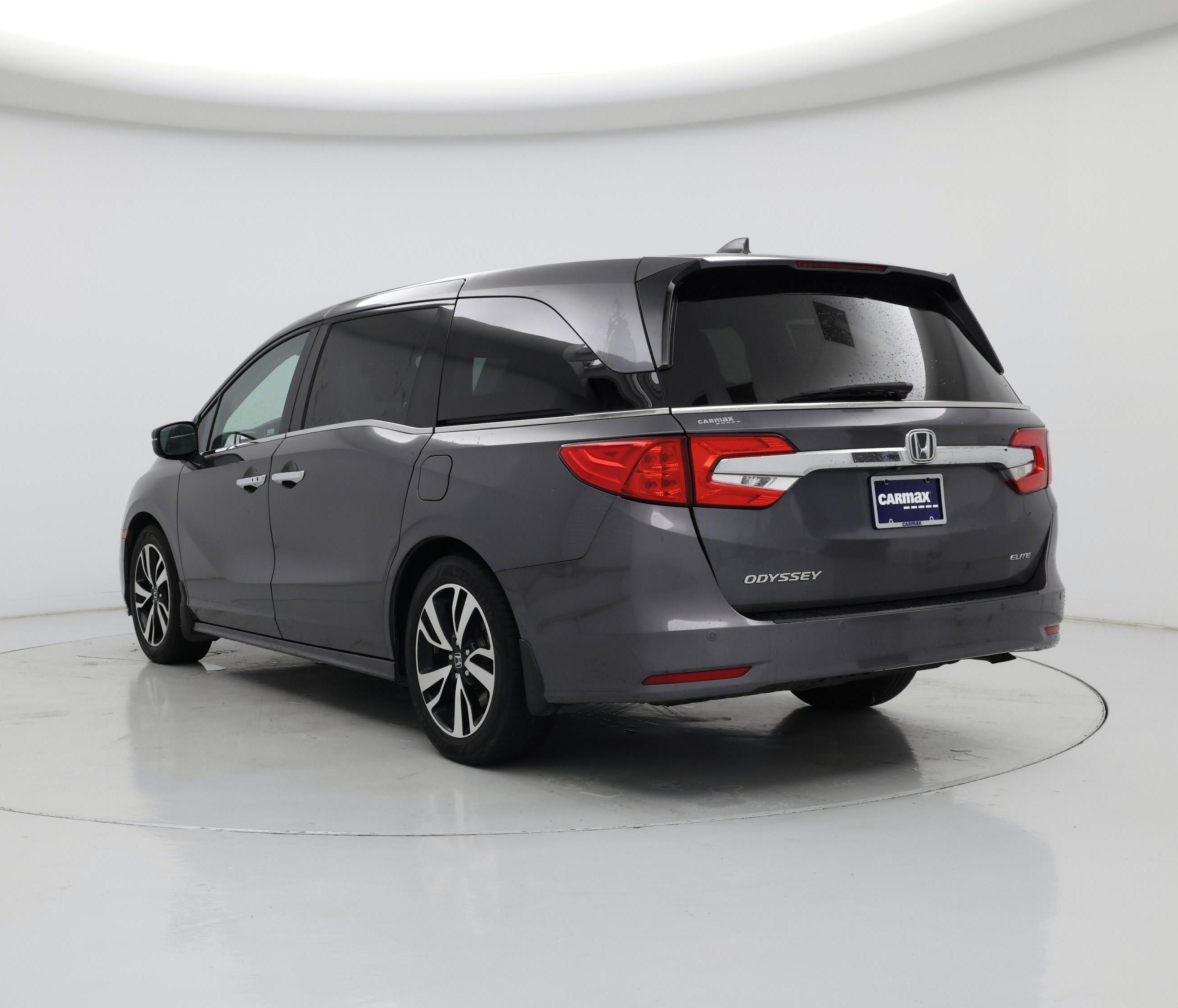 Thumbnail: 2019 Honda Odyssey - 2