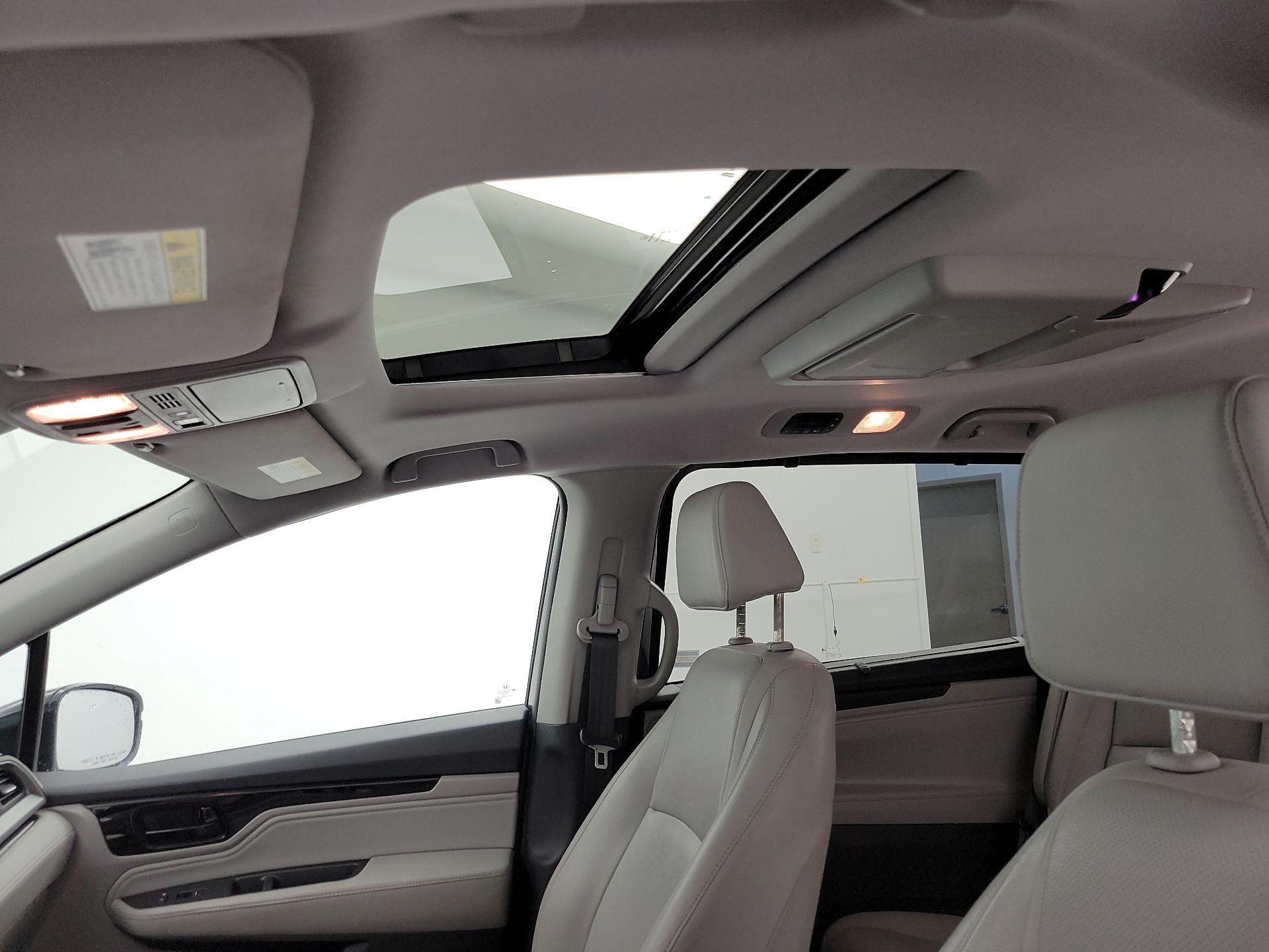 Thumbnail: 2019 Honda Odyssey - 20