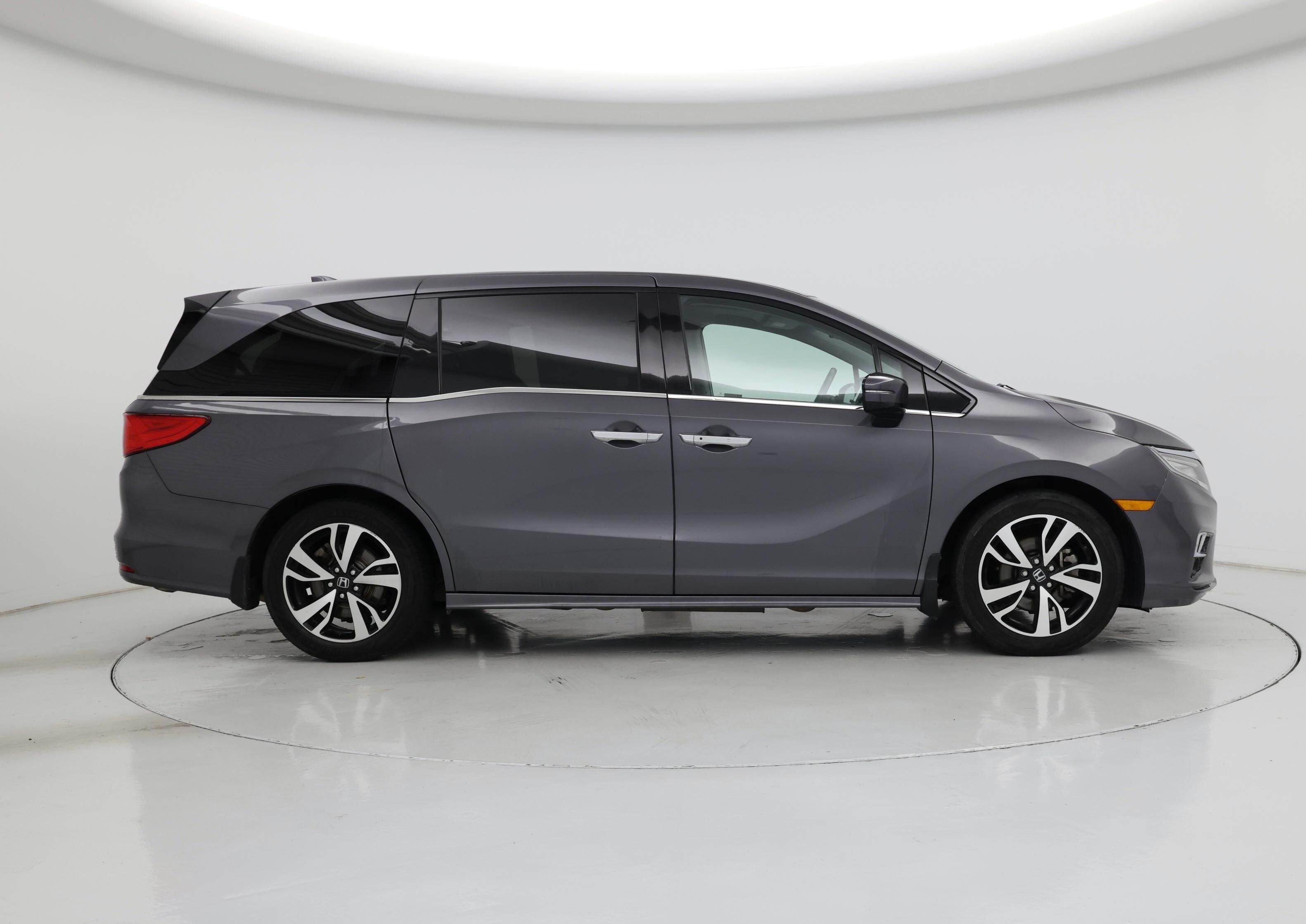 Thumbnail: 2019 Honda Odyssey - 7