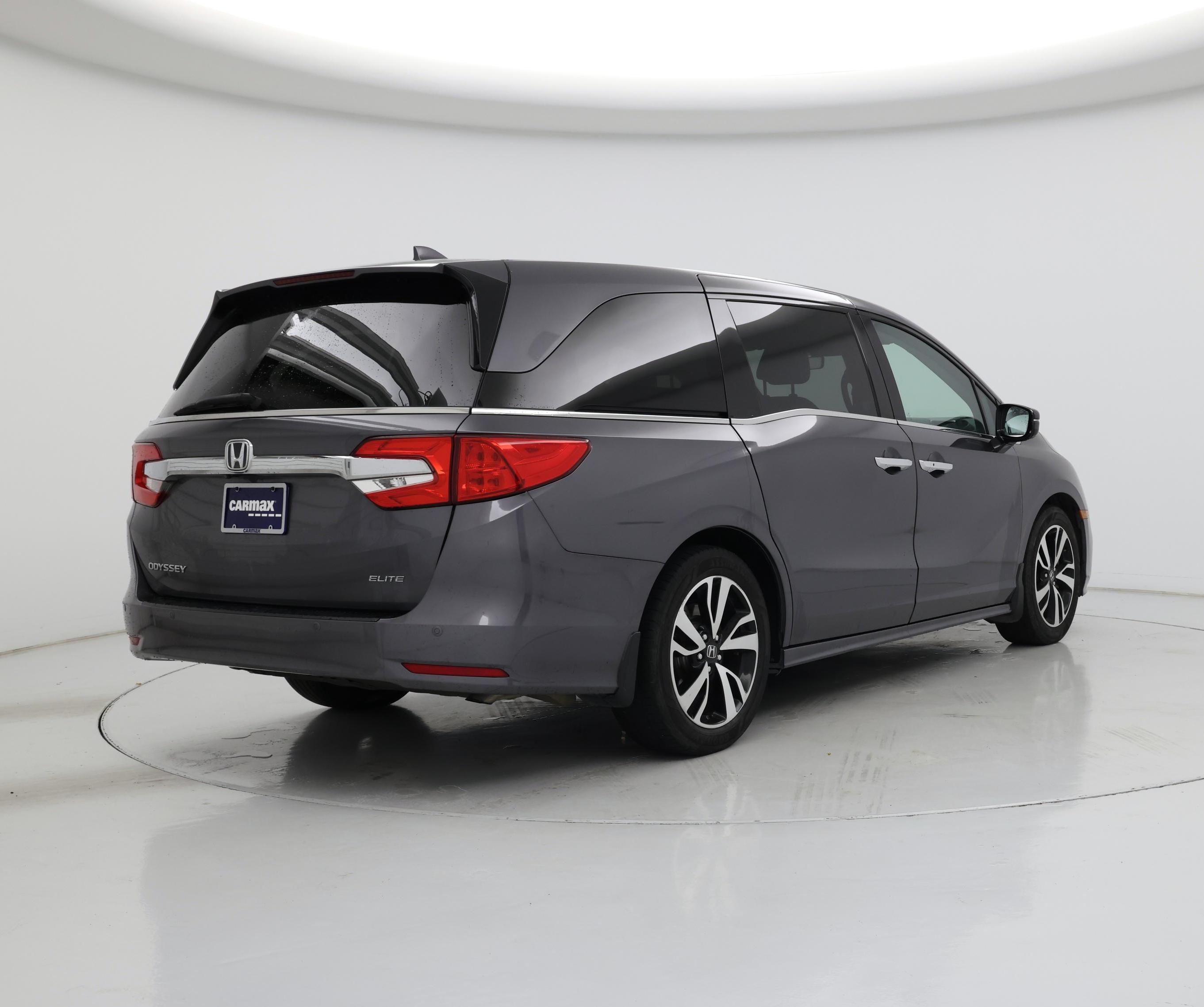 Thumbnail: 2019 Honda Odyssey - 8