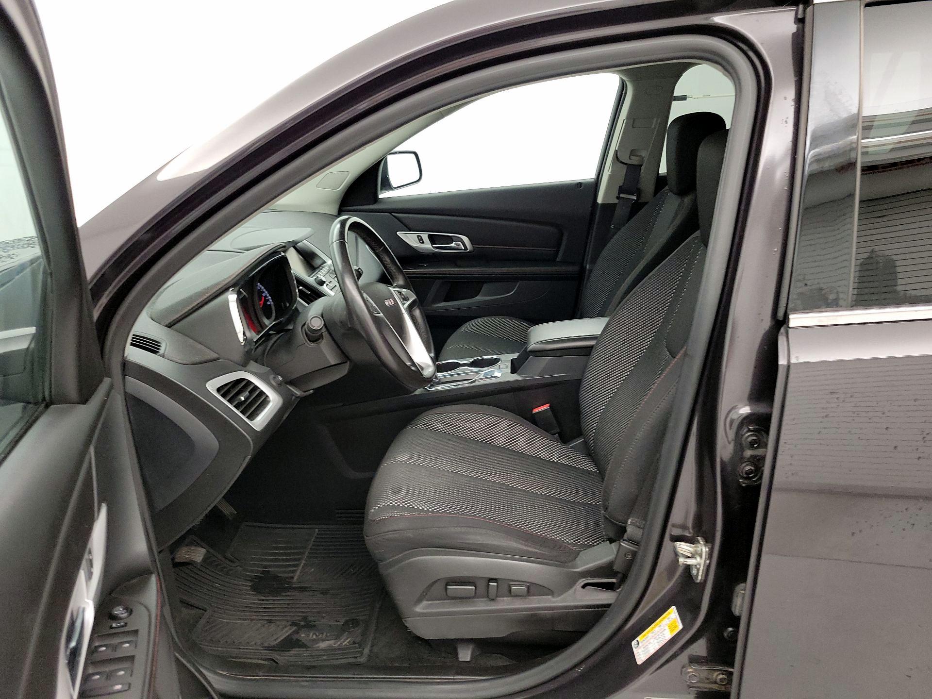 Thumbnail: 2015 GMC Terrain - 11