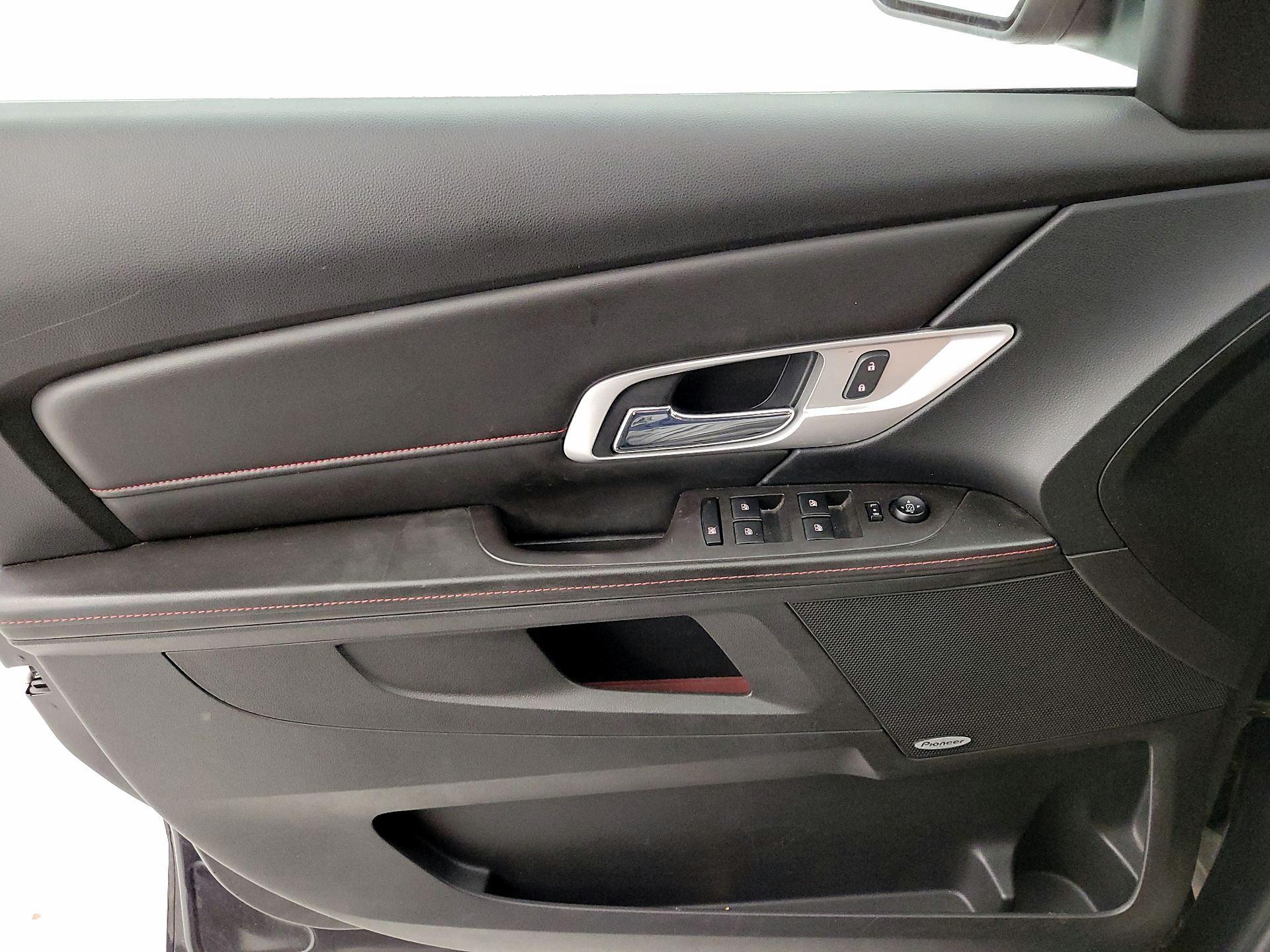 Thumbnail: 2015 GMC Terrain - 12