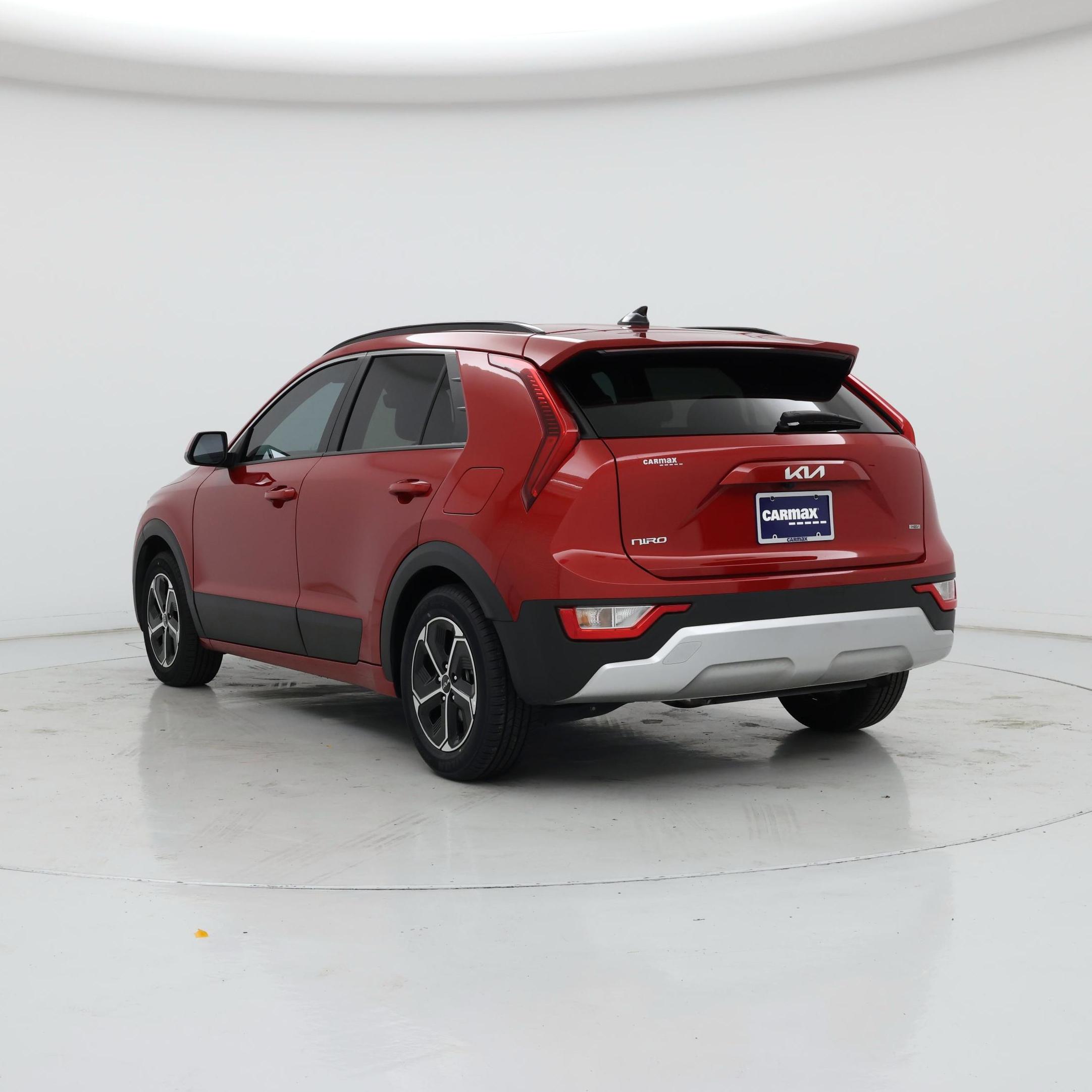Thumbnail: 2023 Kia Niro - 2