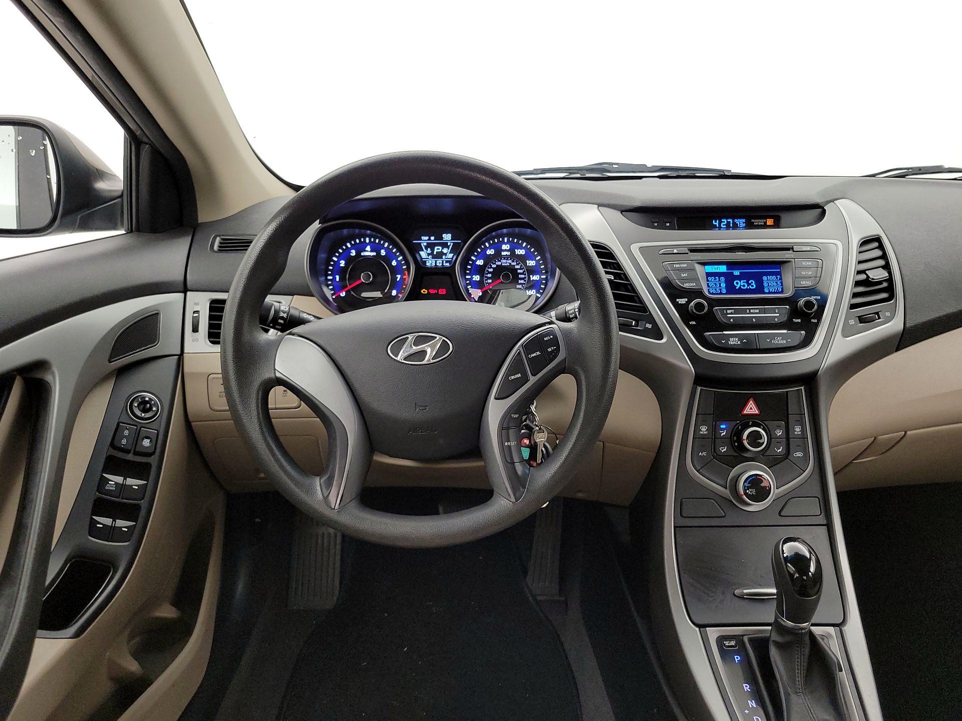 Thumbnail: 2016 Hyundai Elantra - 10