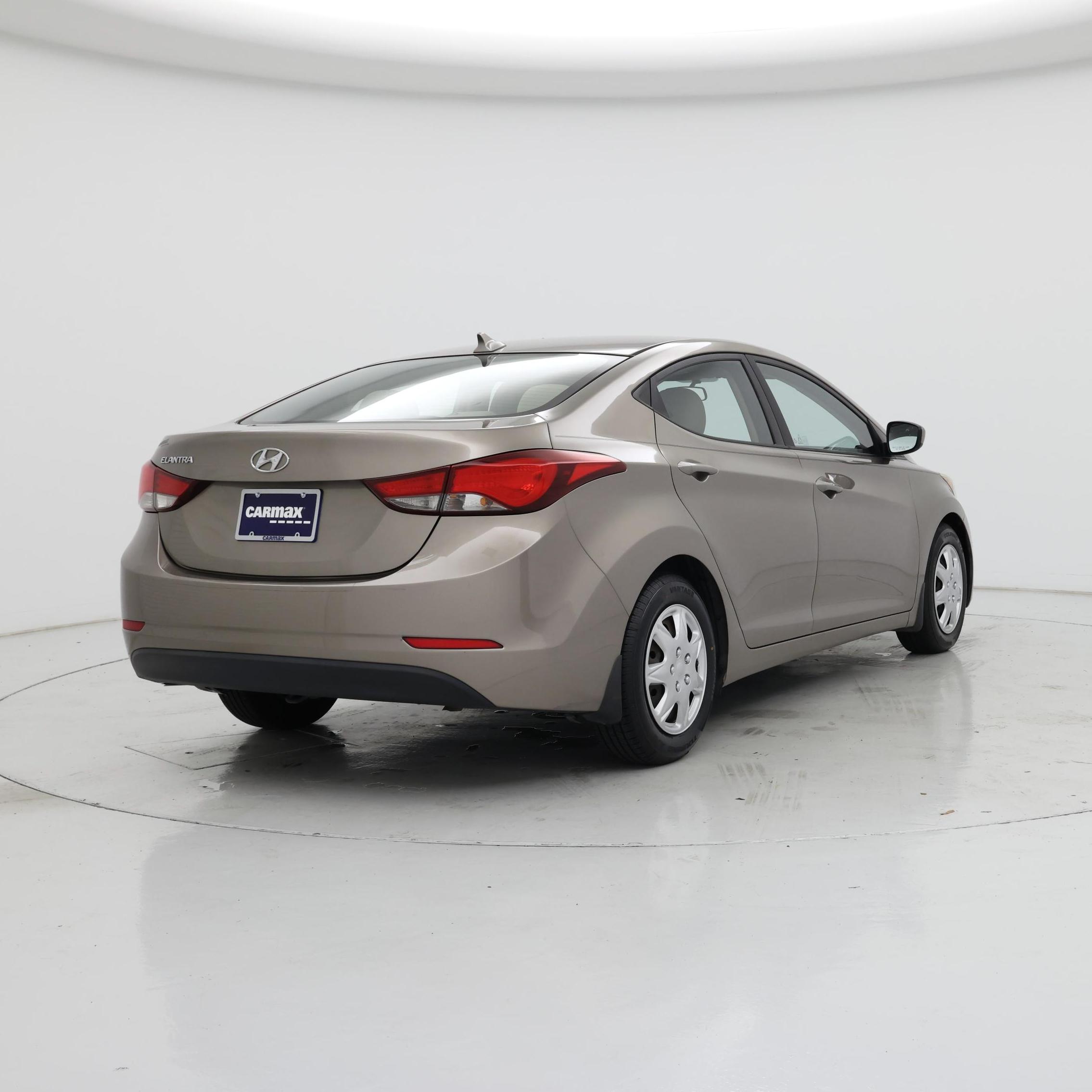 Thumbnail: 2016 Hyundai Elantra - 8
