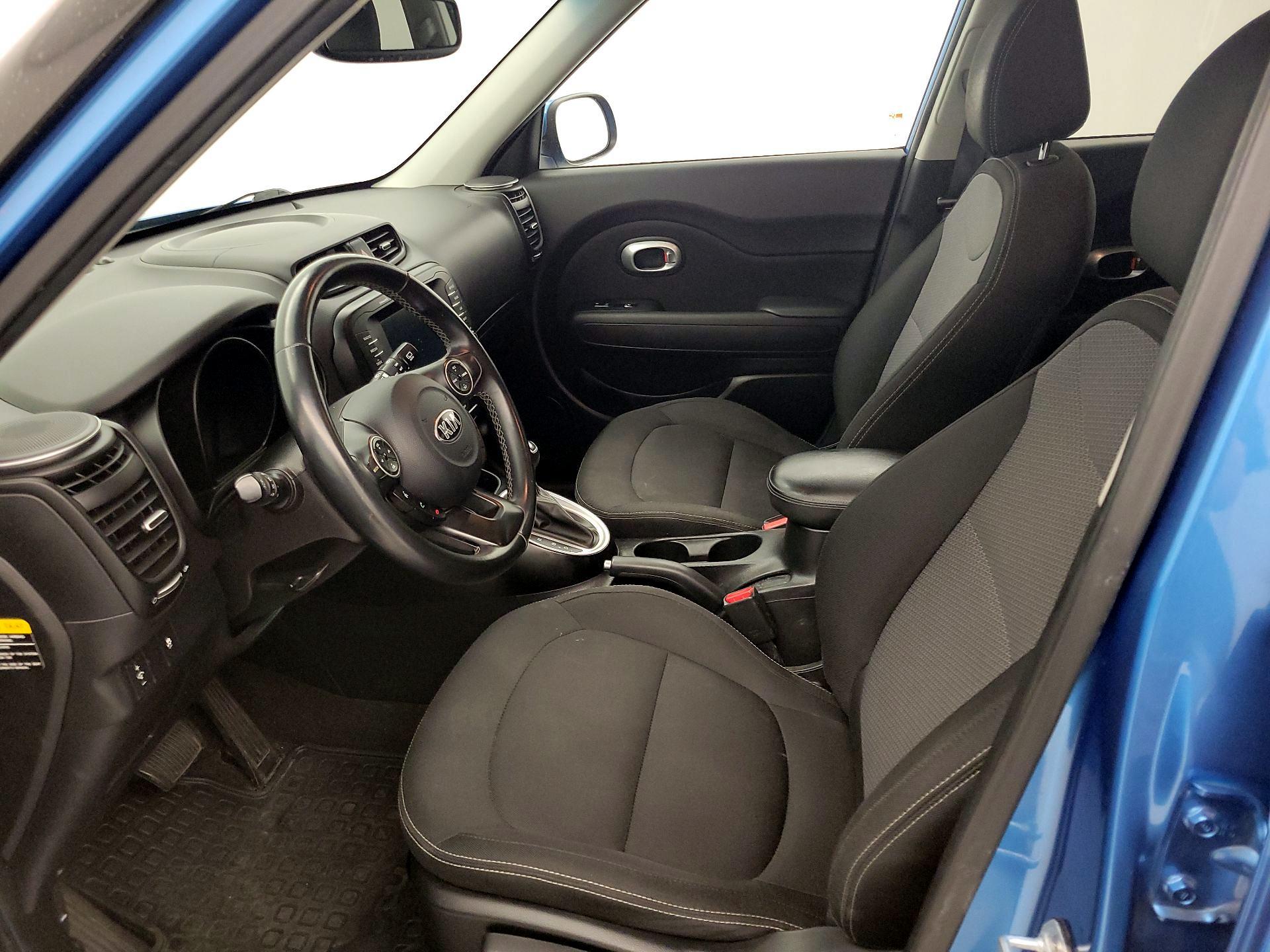Thumbnail: 2018 Kia Soul - 11