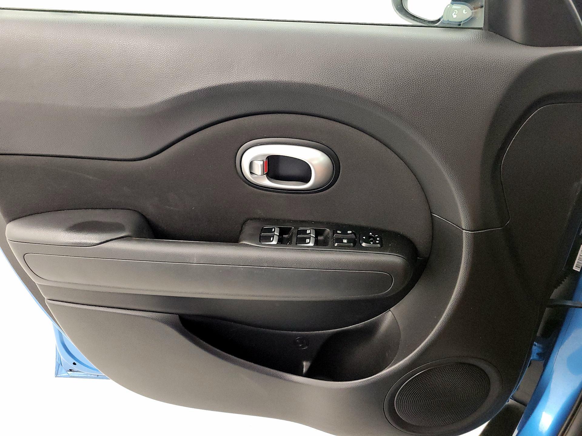 Thumbnail: 2018 Kia Soul - 12