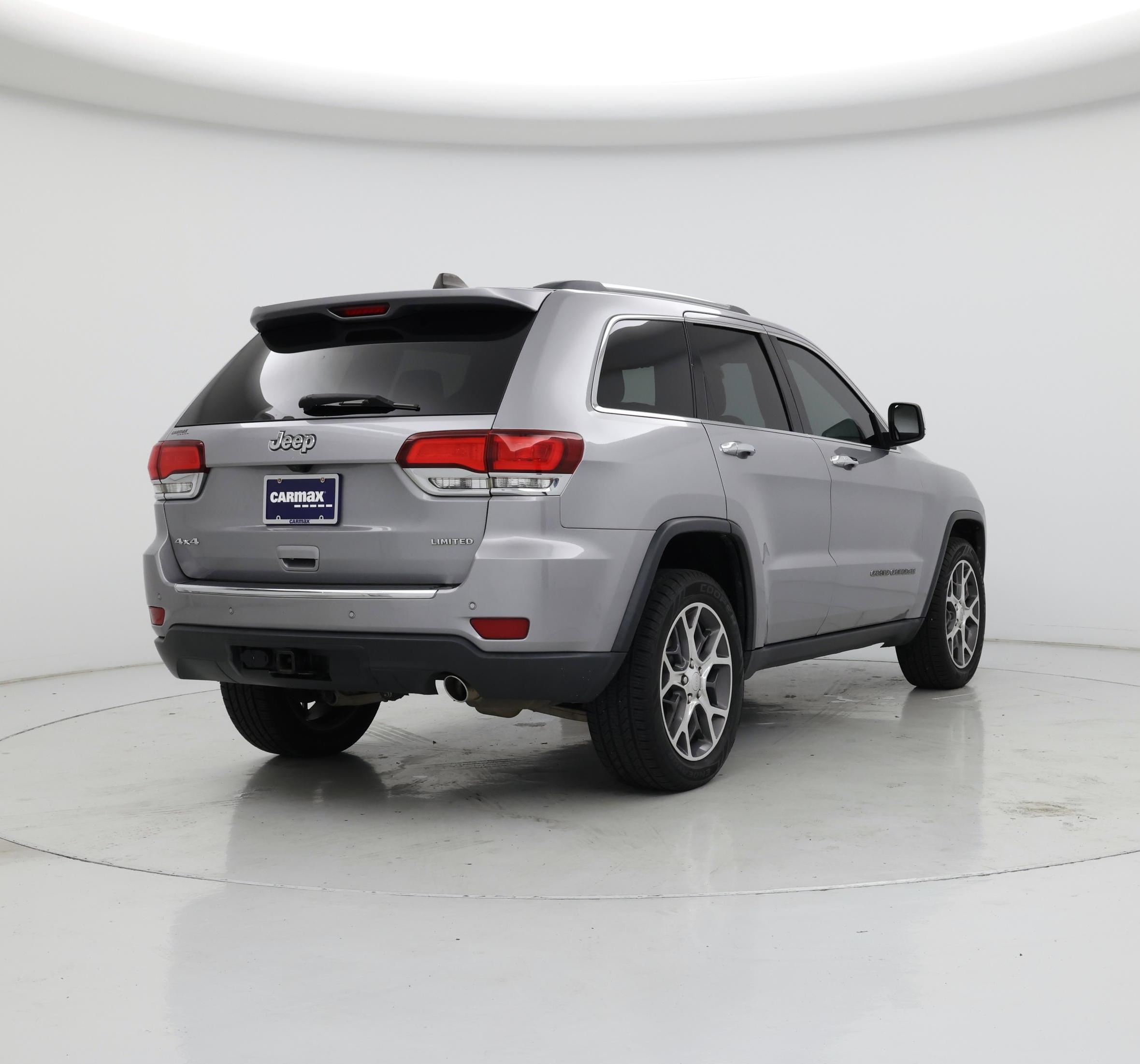Thumbnail: 2020 Jeep Grand Cherokee - 8