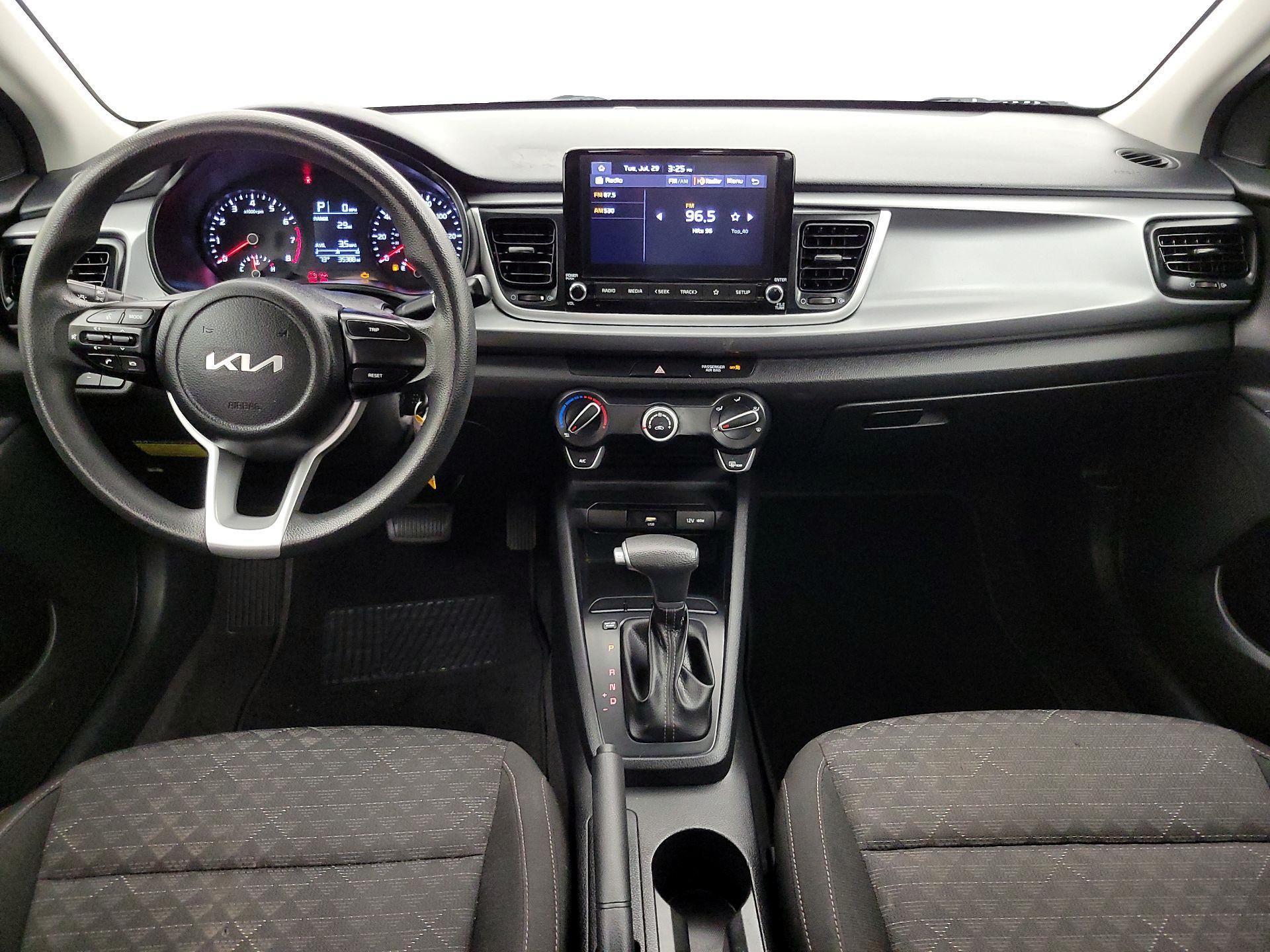 Thumbnail: 2022 Kia Rio - 9