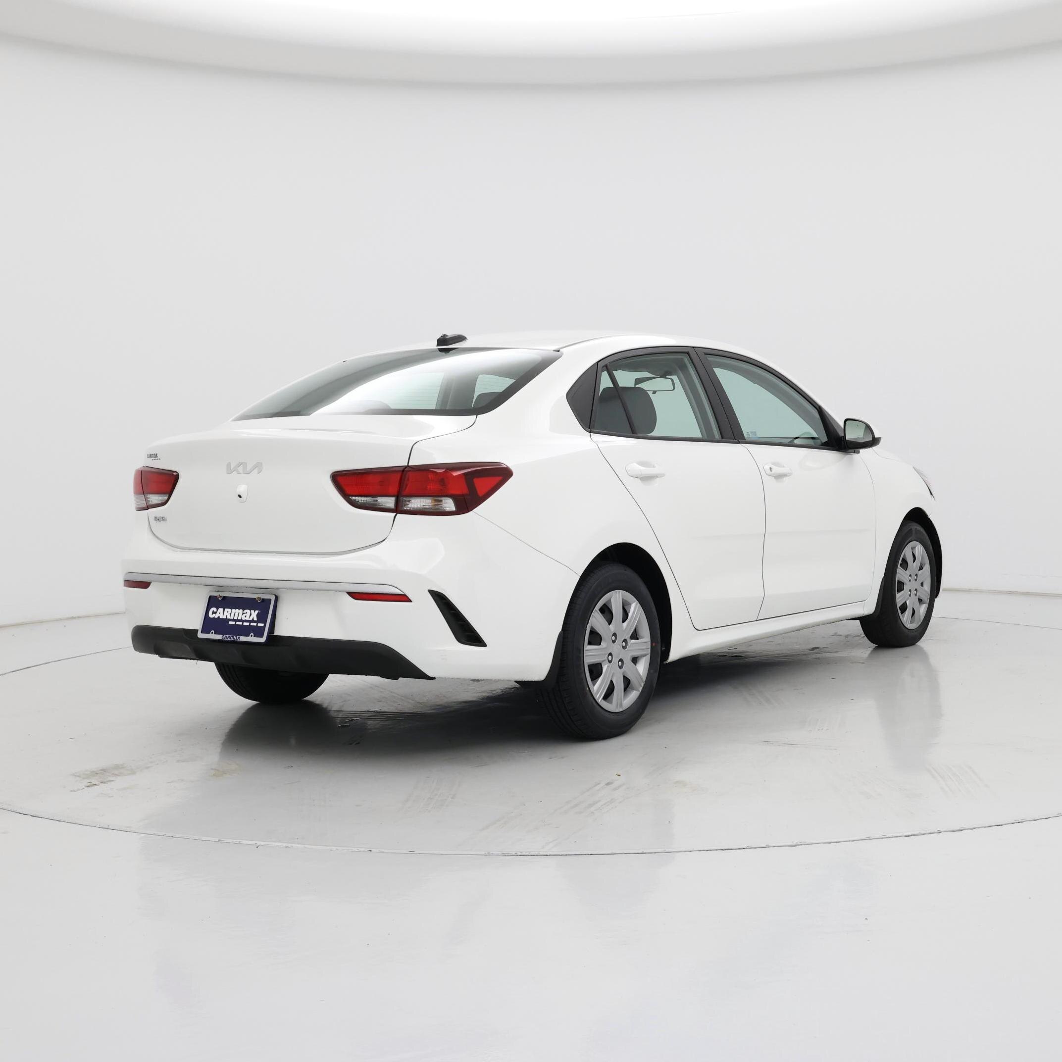 Thumbnail: 2022 Kia Rio - 8