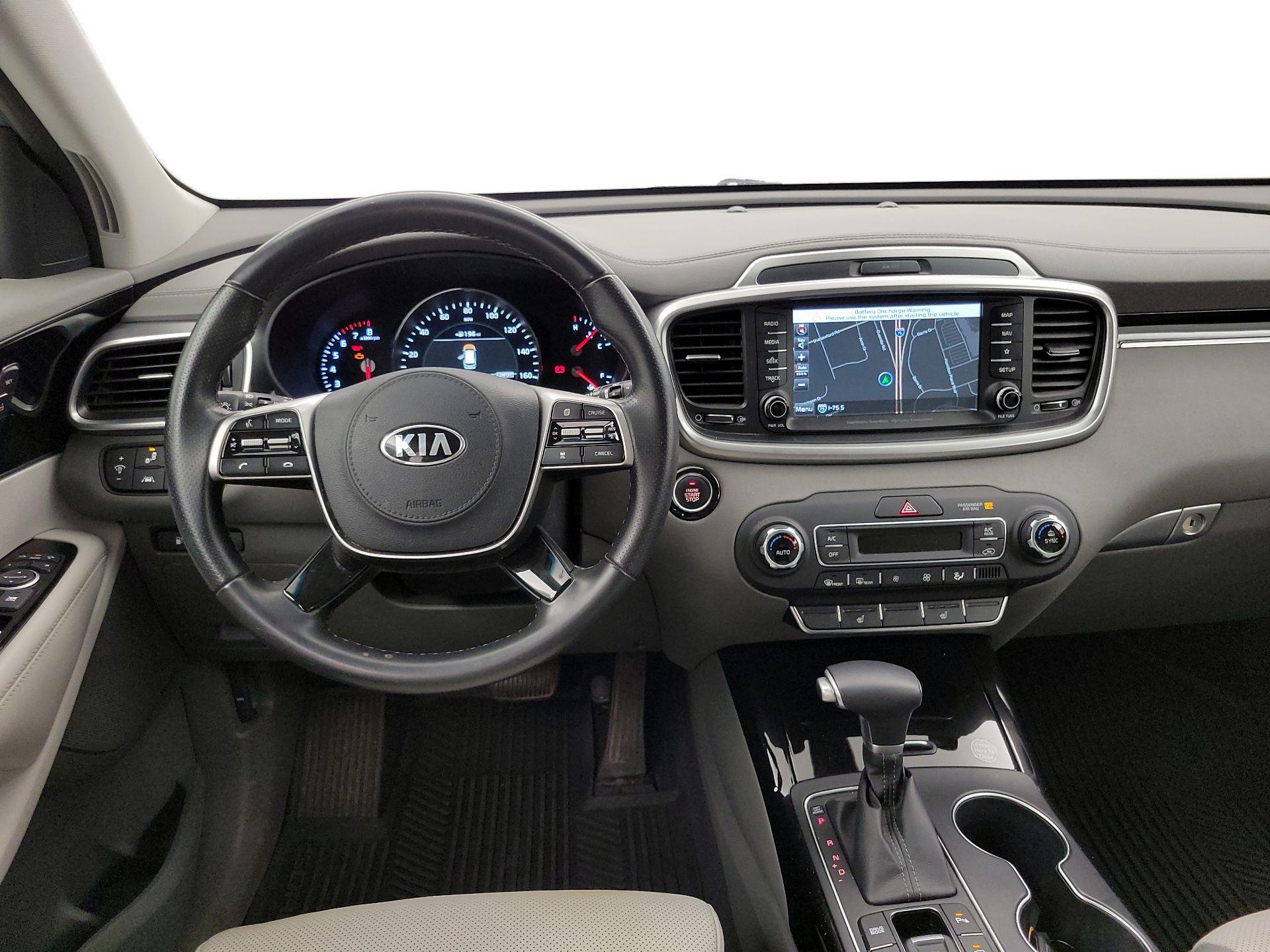 Thumbnail: 2020 Kia Sorento - 10