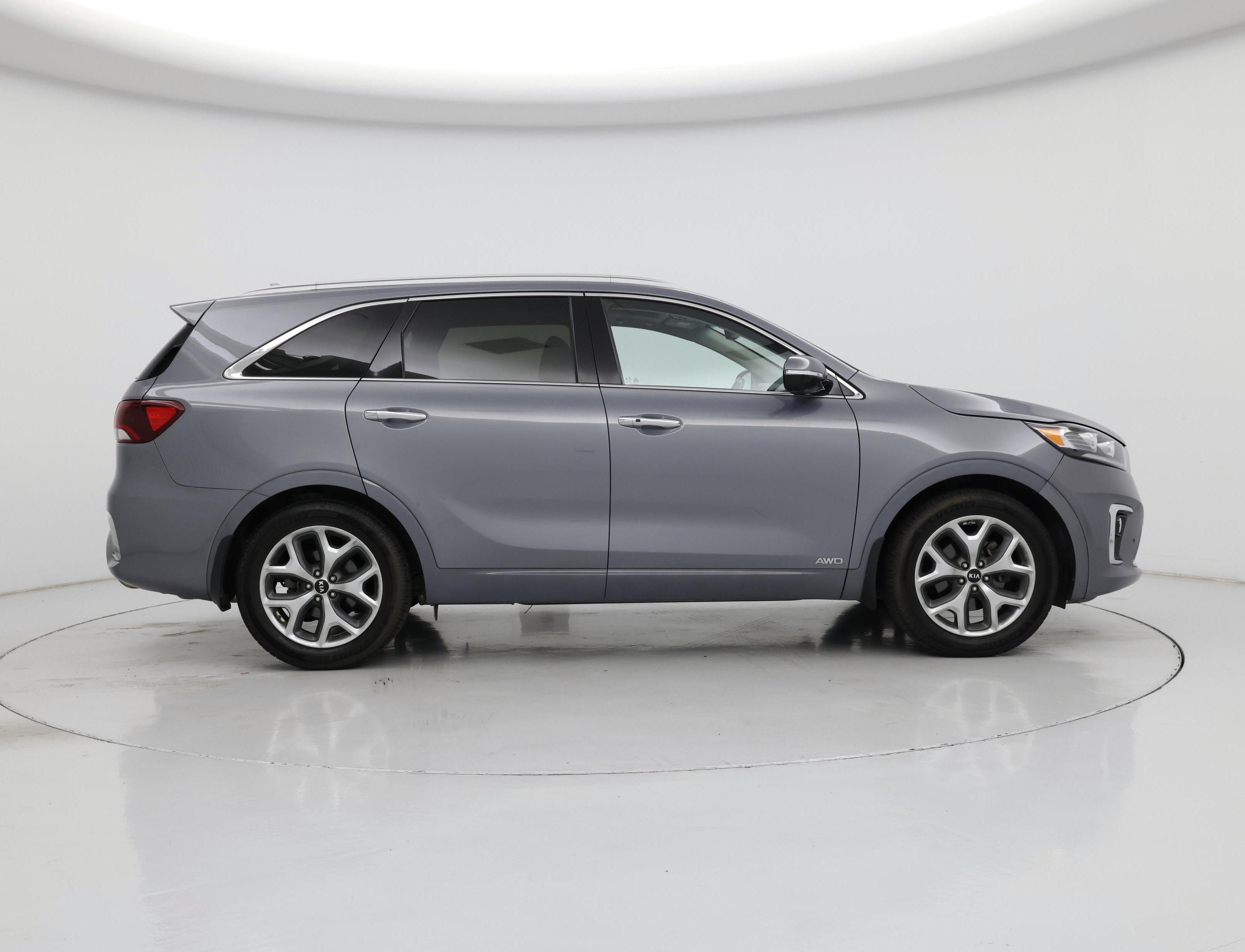 Thumbnail: 2020 Kia Sorento - 7