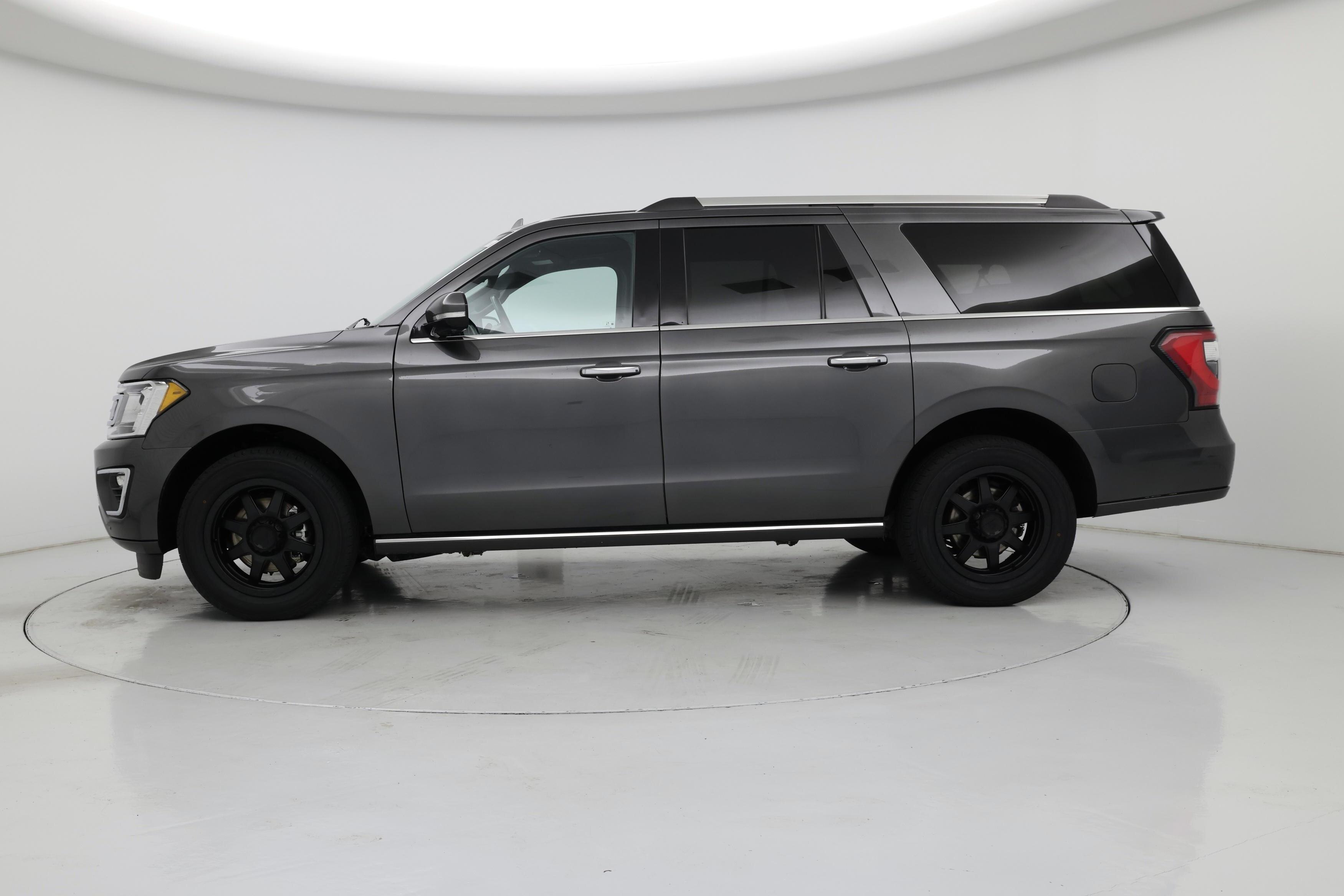 Thumbnail: 2021 Ford Expedition - 3