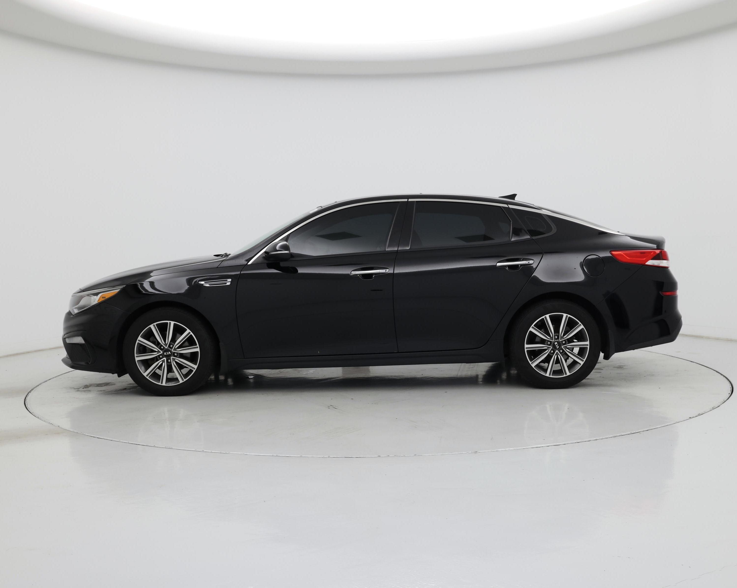 Thumbnail: 2019 Kia Optima - 3
