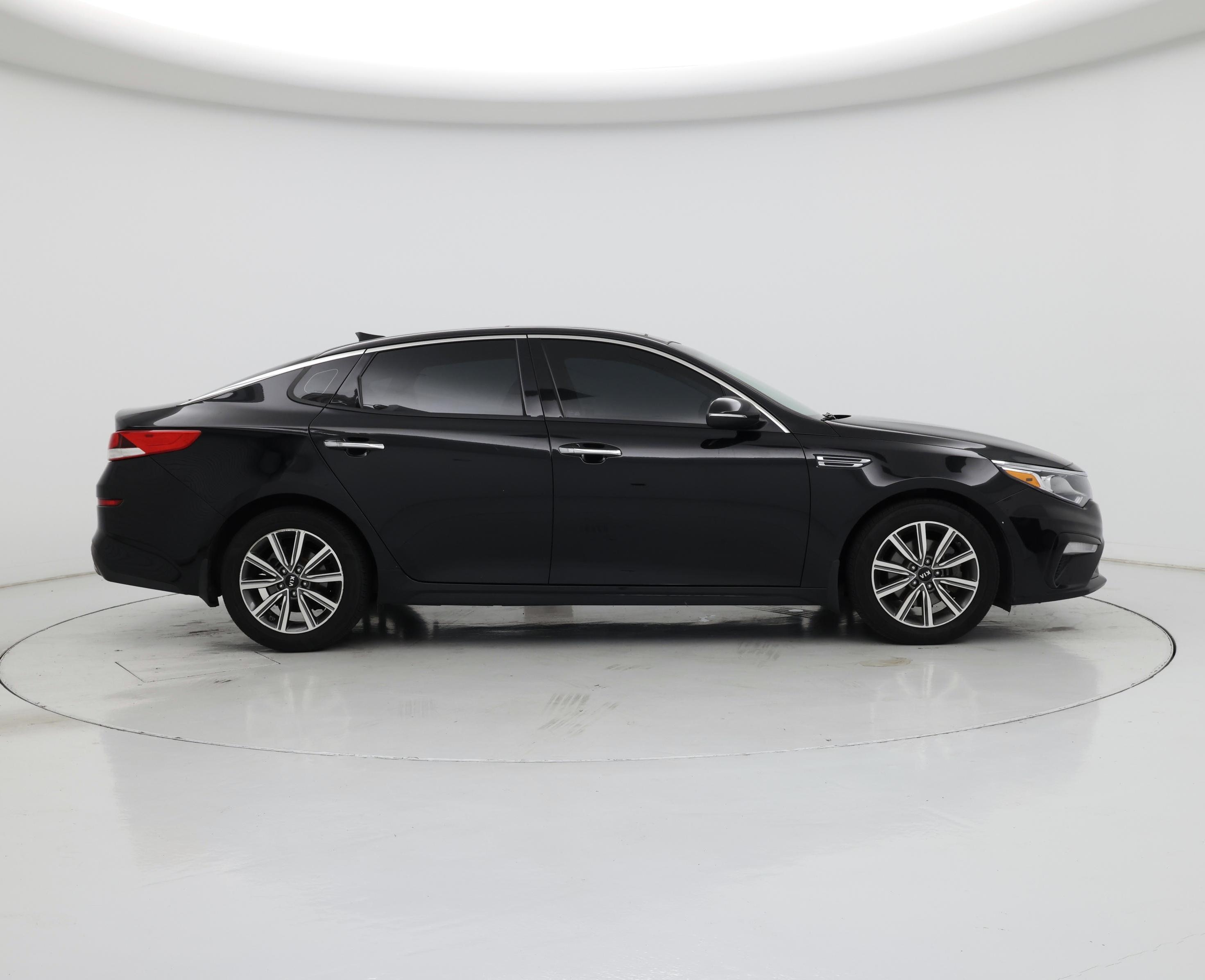 Thumbnail: 2019 Kia Optima - 7