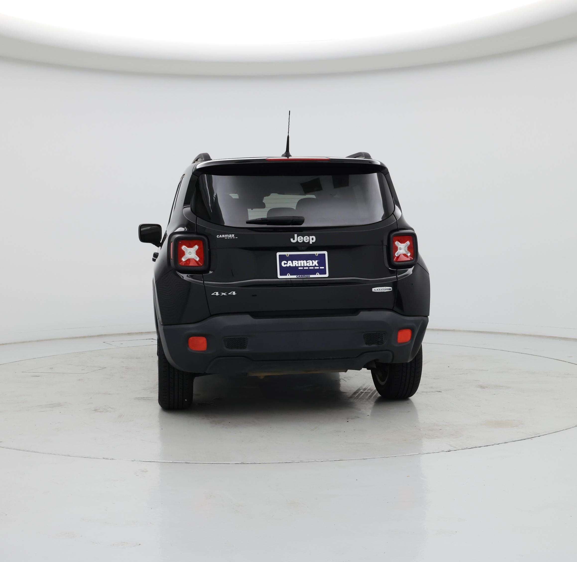 Thumbnail: 2016 Jeep Renegade - 6