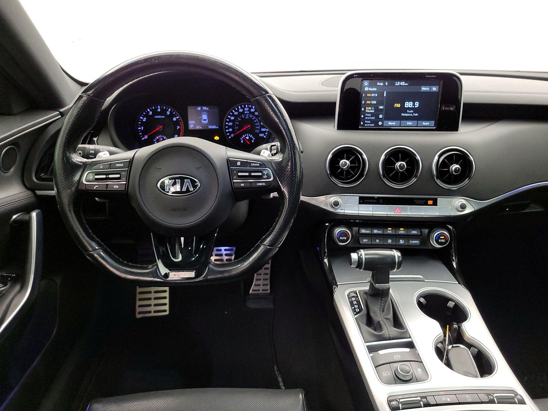 Thumbnail: 2018 Kia Stinger - 10