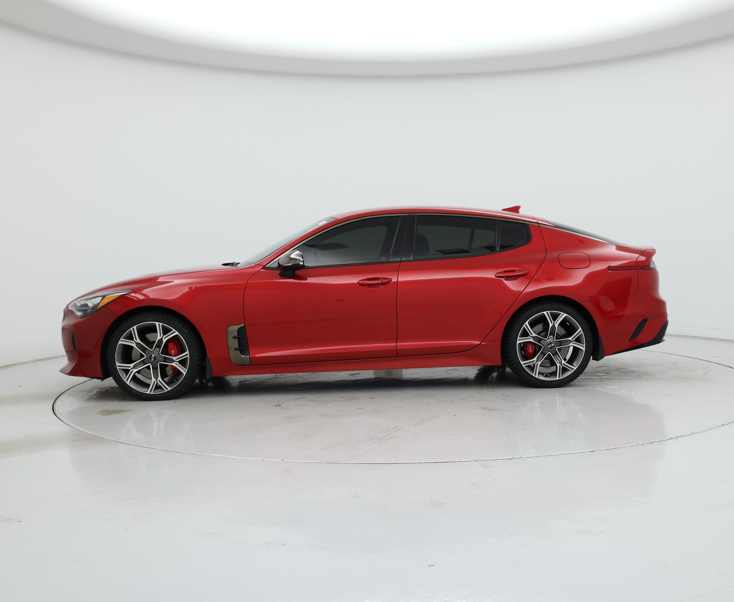 Thumbnail: 2018 Kia Stinger - 3