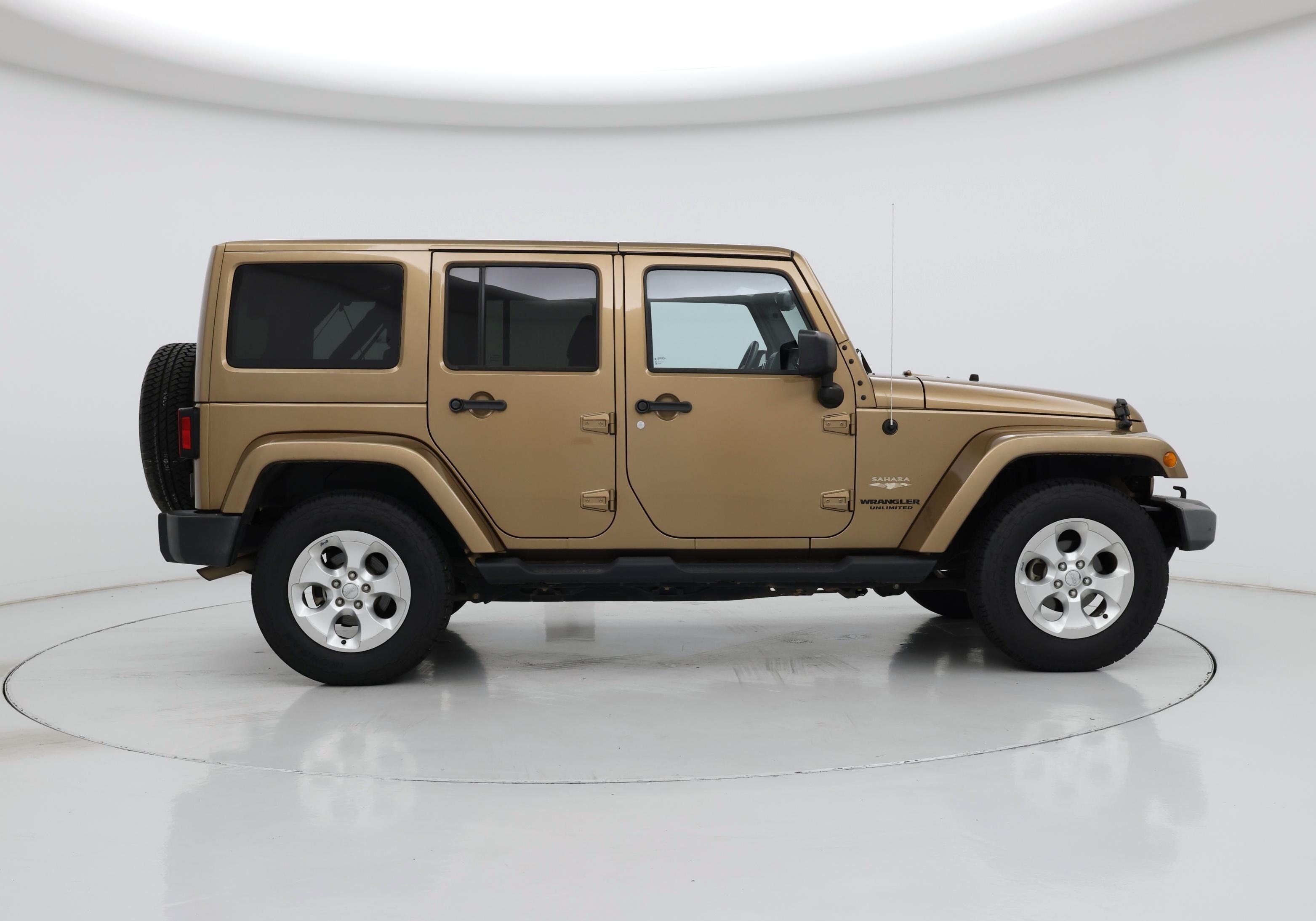 Thumbnail: 2015 Jeep Wrangler - 7