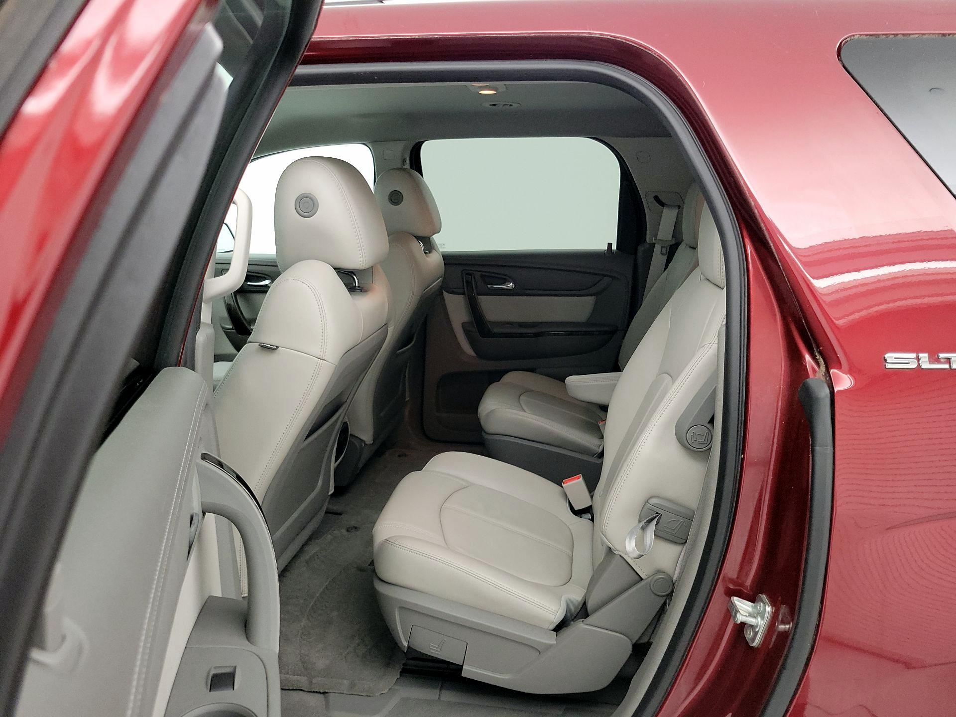Thumbnail: 2016 GMC Acadia - 19