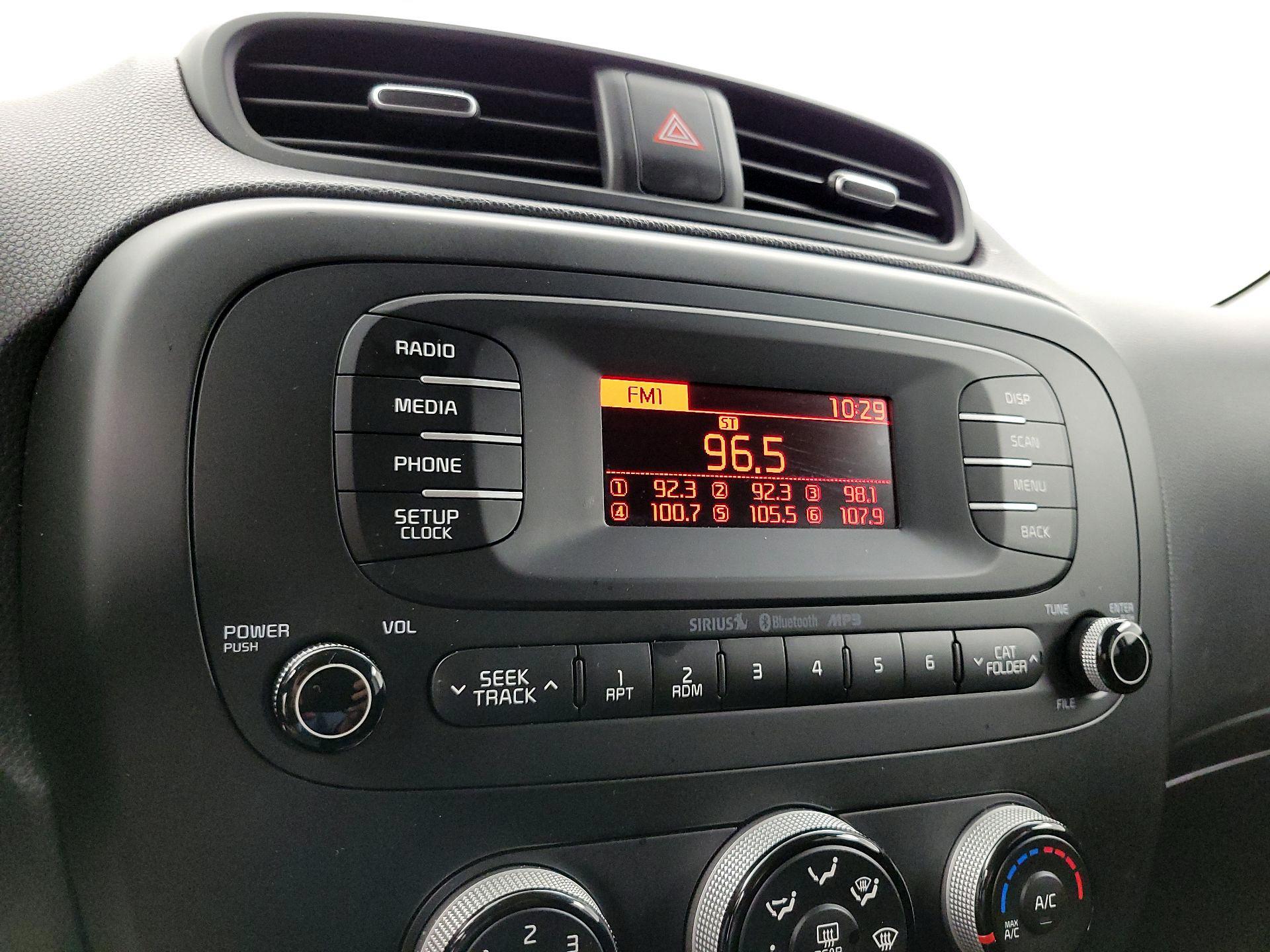 Thumbnail: 2014 Kia Soul - 14