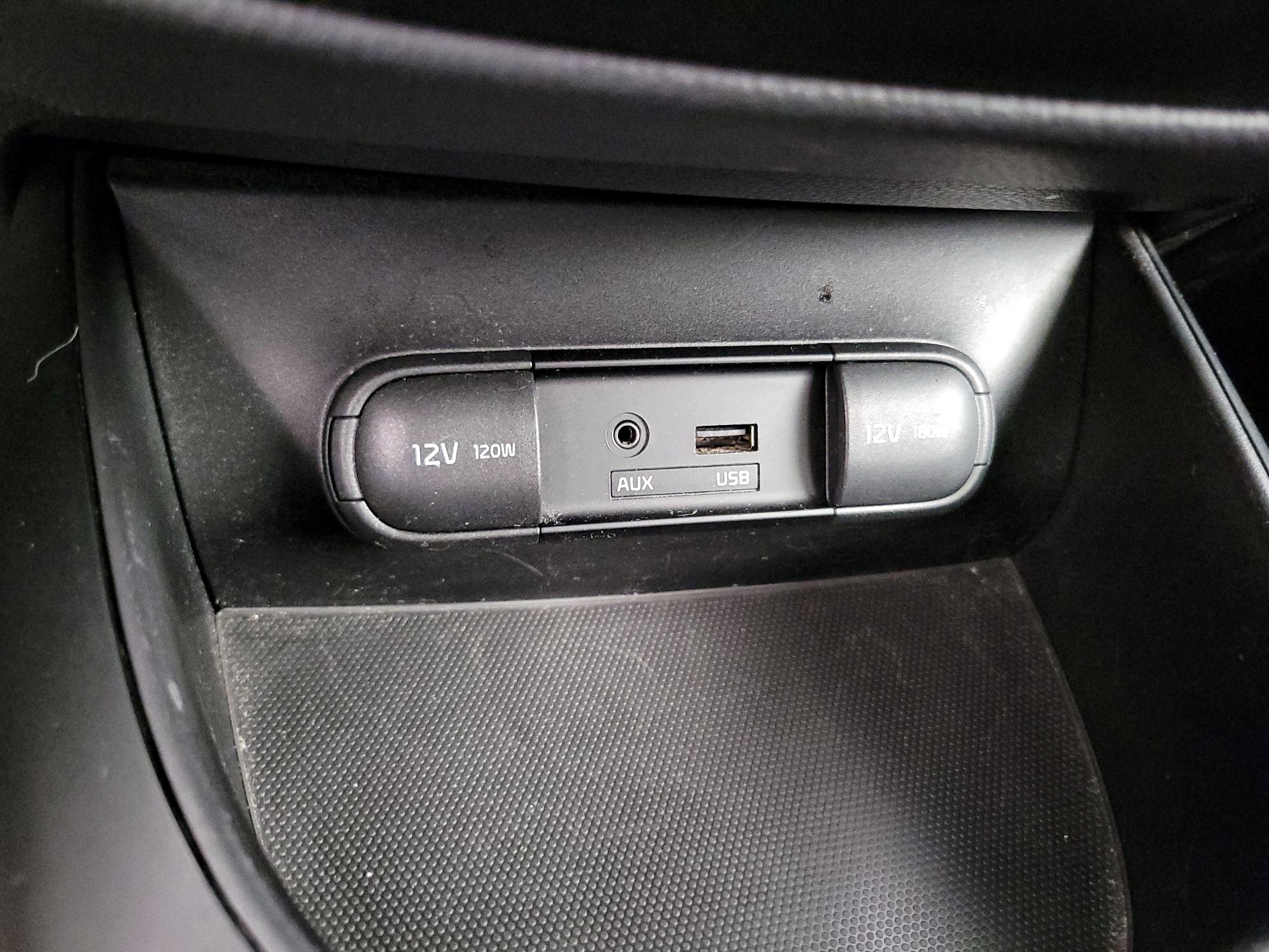 Thumbnail: 2014 Kia Soul - 17