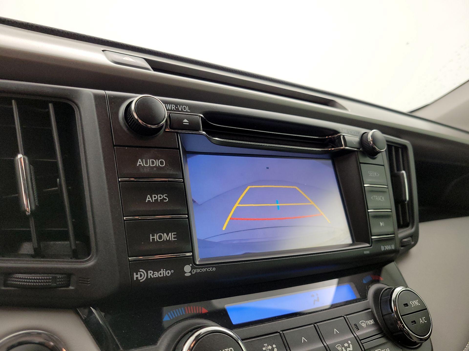 Thumbnail: 2018 Toyota RAV4 - 14