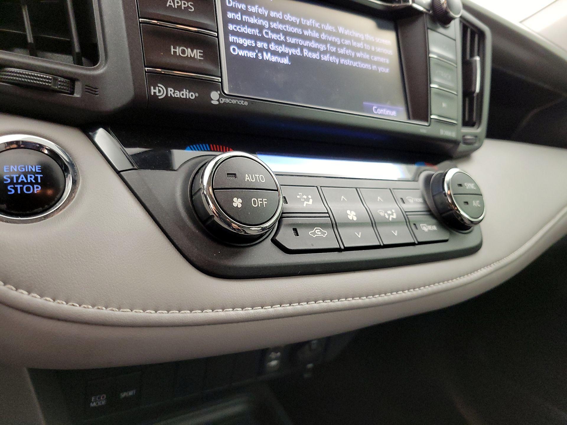 Thumbnail: 2018 Toyota RAV4 - 16