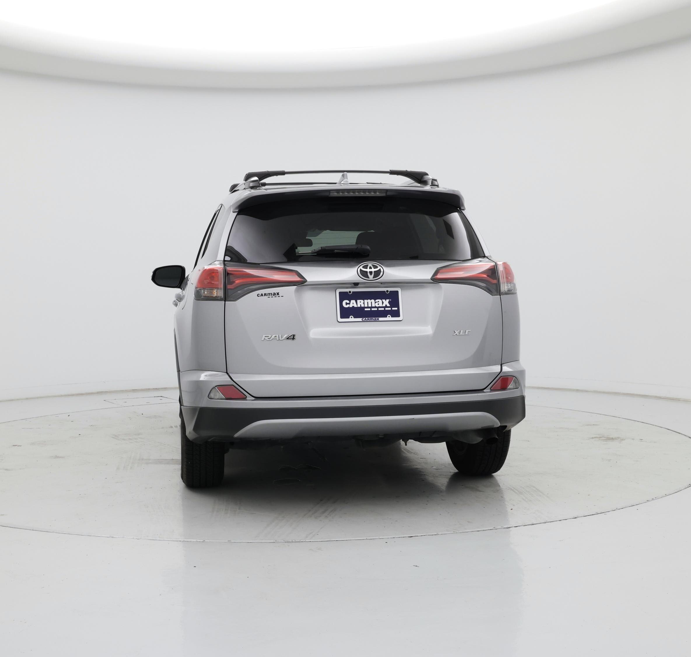 Thumbnail: 2018 Toyota RAV4 - 6