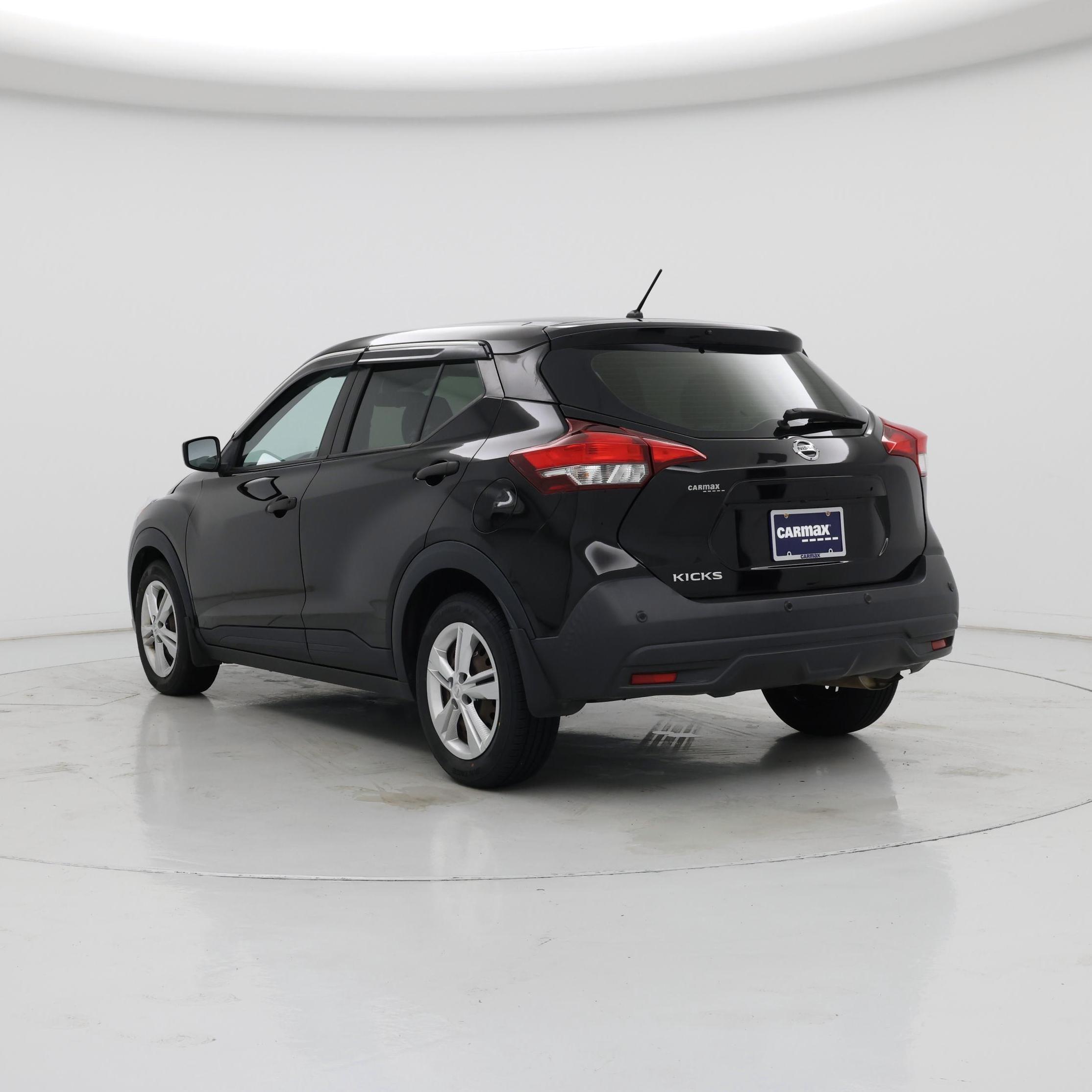 Thumbnail: 2020 Nissan Kicks - 2