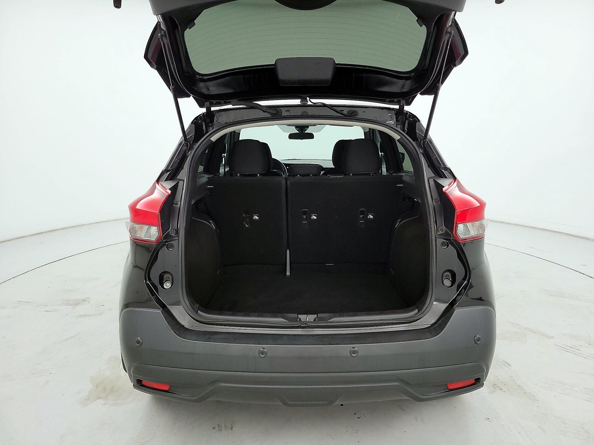 Thumbnail: 2020 Nissan Kicks - 20