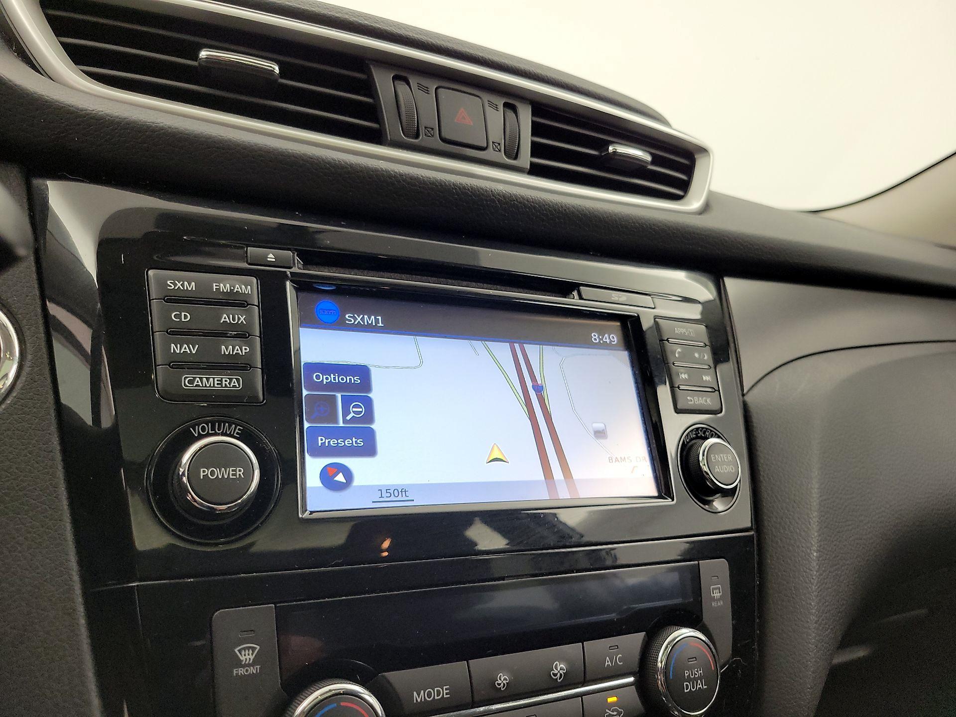Thumbnail: 2016 Nissan Rogue - 14