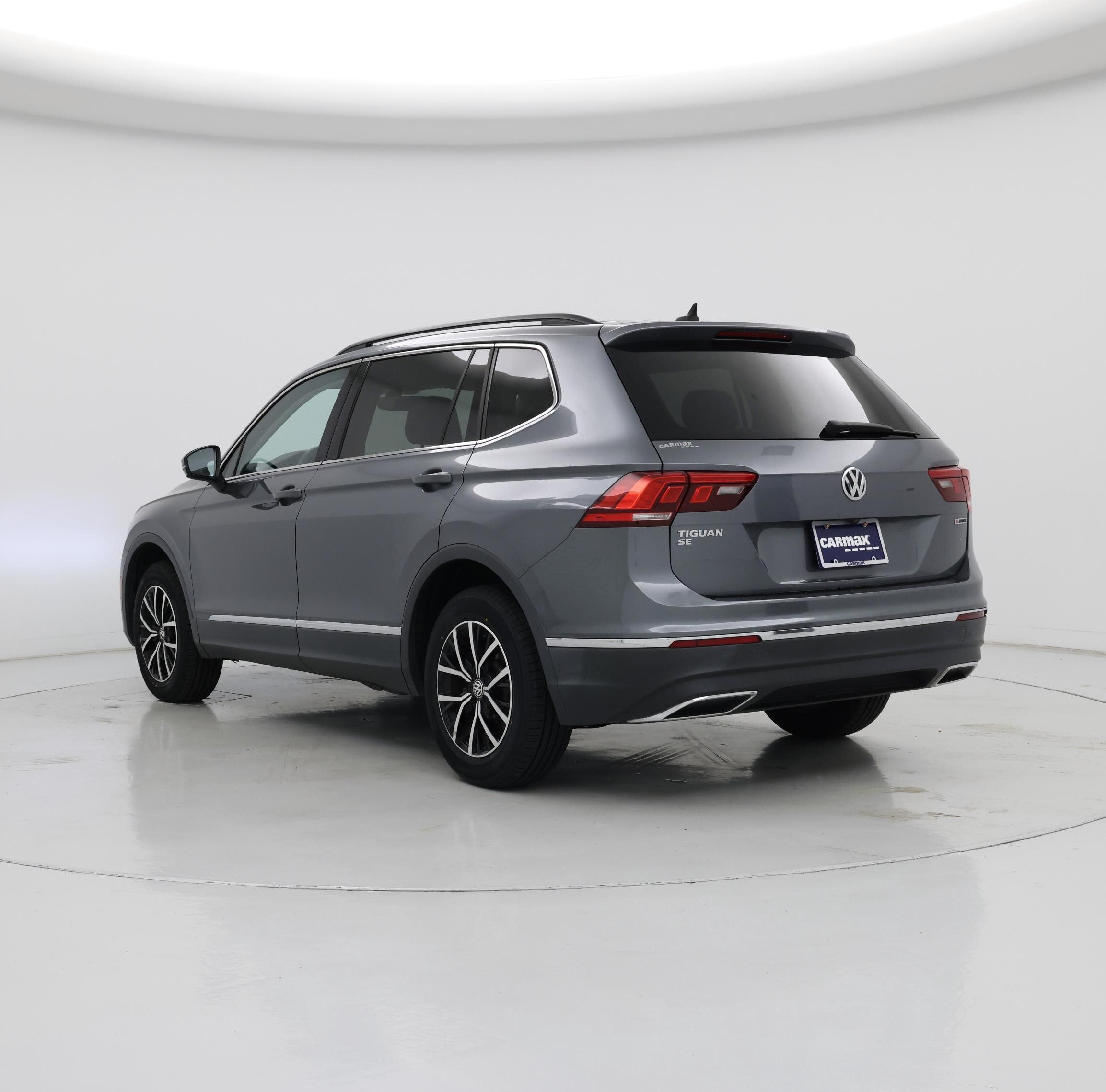 Thumbnail: 2021 Volkswagen Tiguan - 2