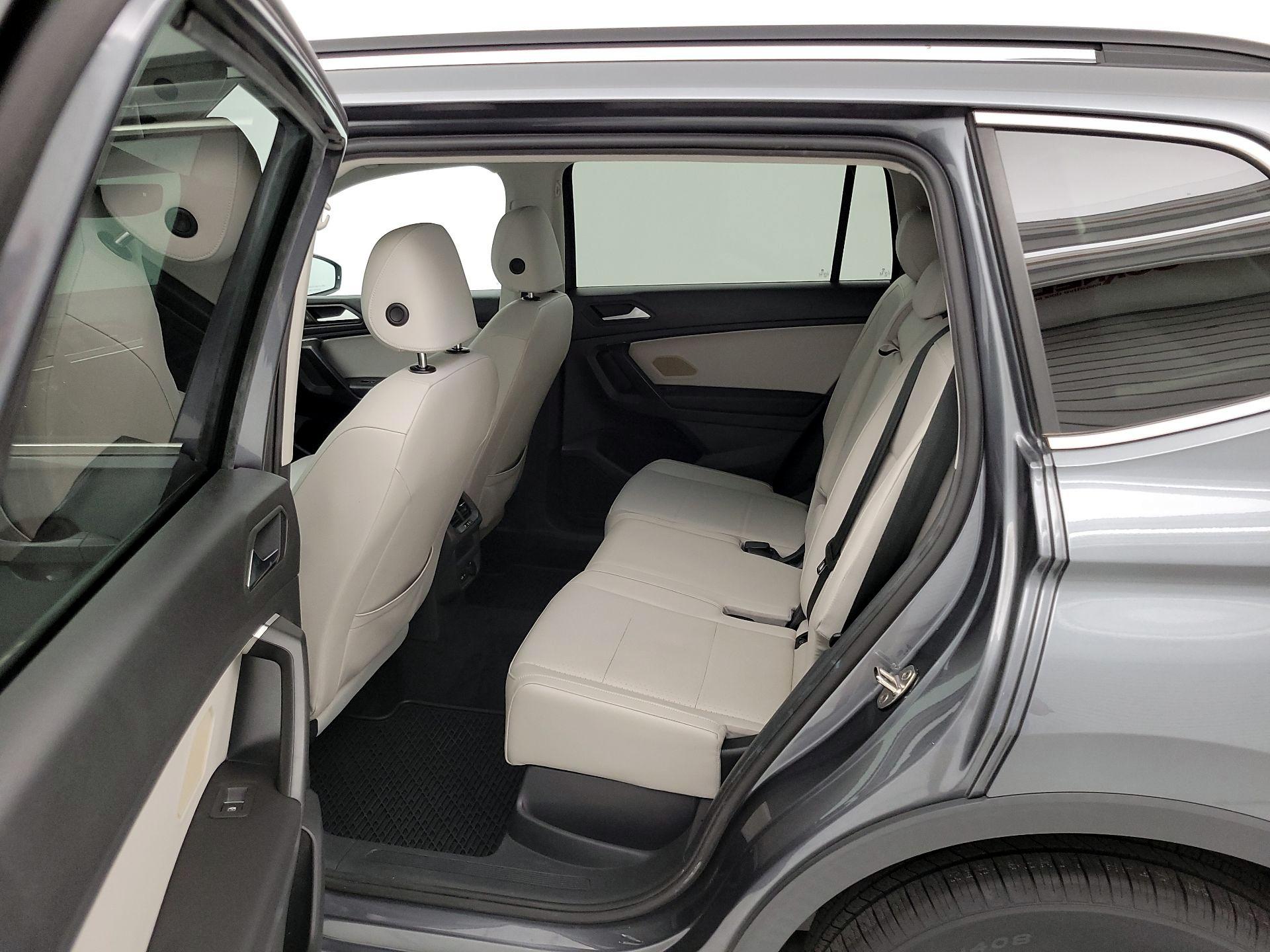 Thumbnail: 2021 Volkswagen Tiguan - 20