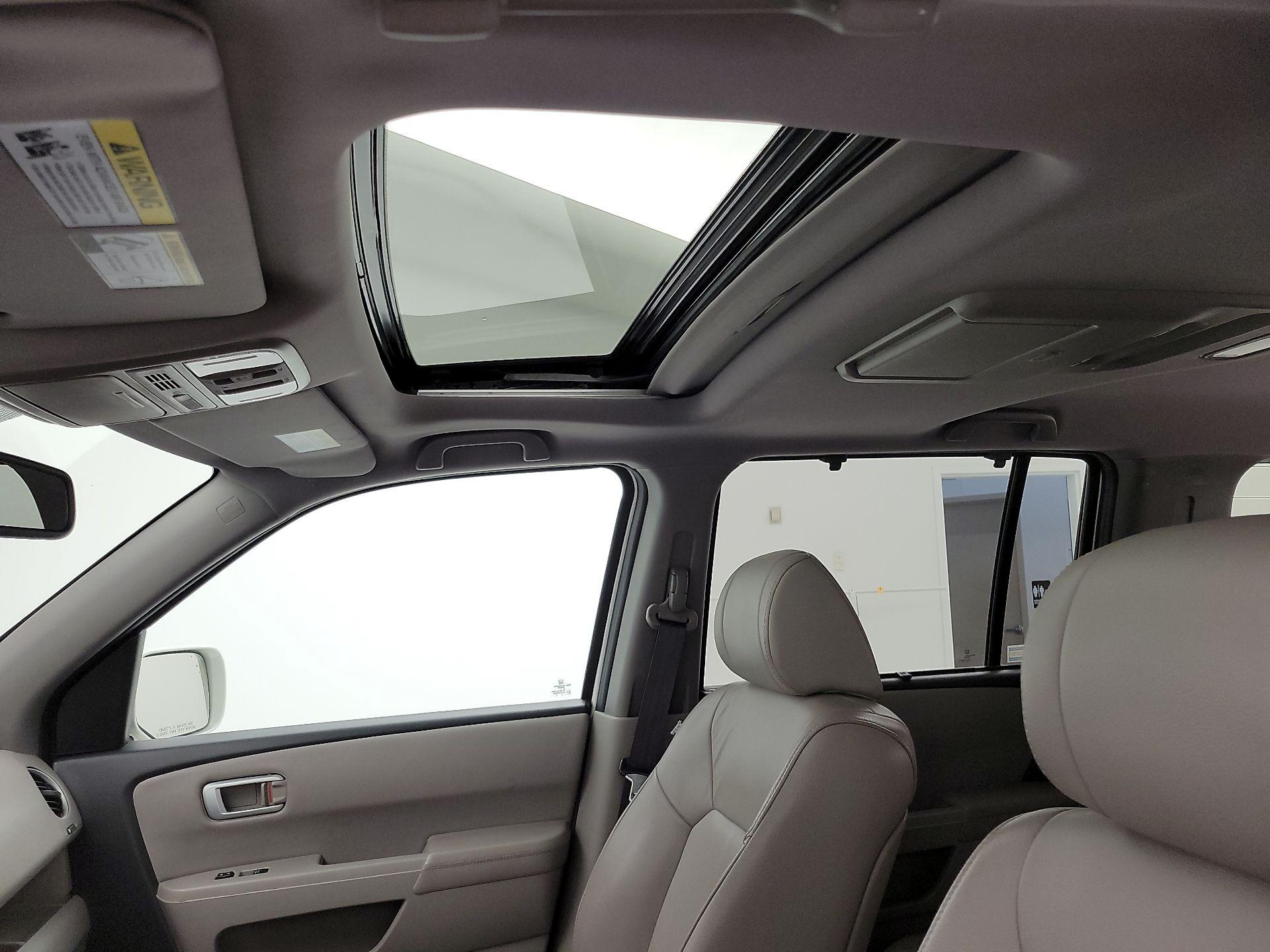 Thumbnail: 2014 Honda Pilot - 19