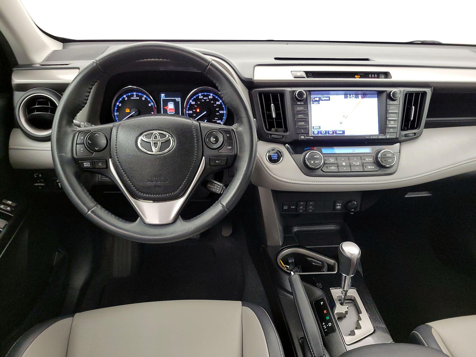 Thumbnail: 2017 Toyota RAV4 - 10
