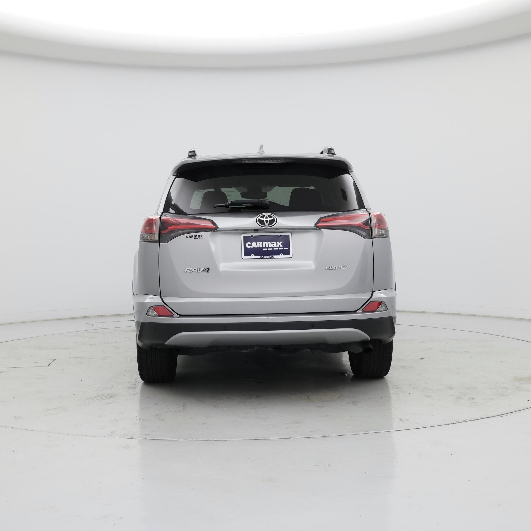 Thumbnail: 2017 Toyota RAV4 - 6