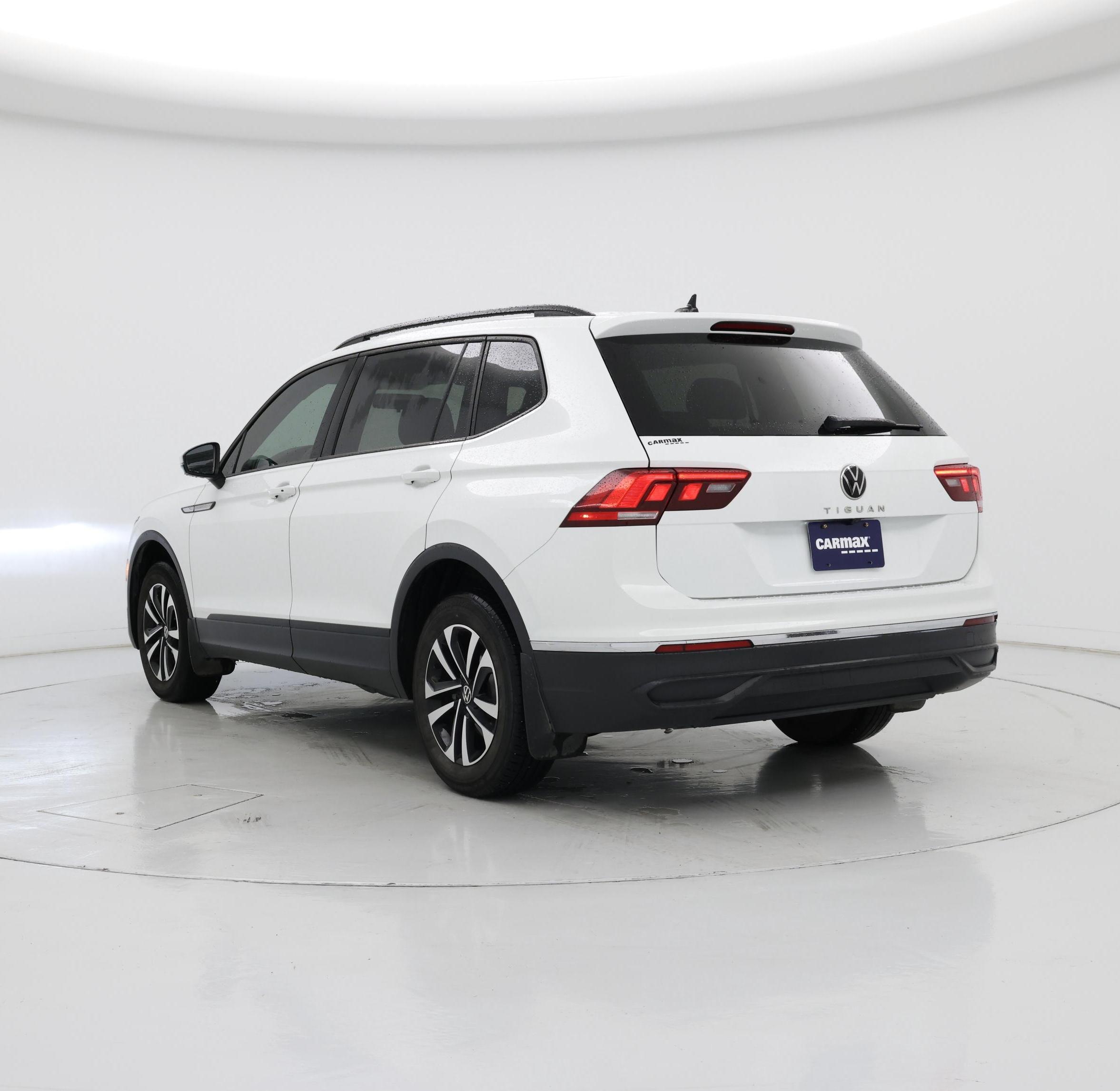 Thumbnail: 2022 Volkswagen Tiguan - 2