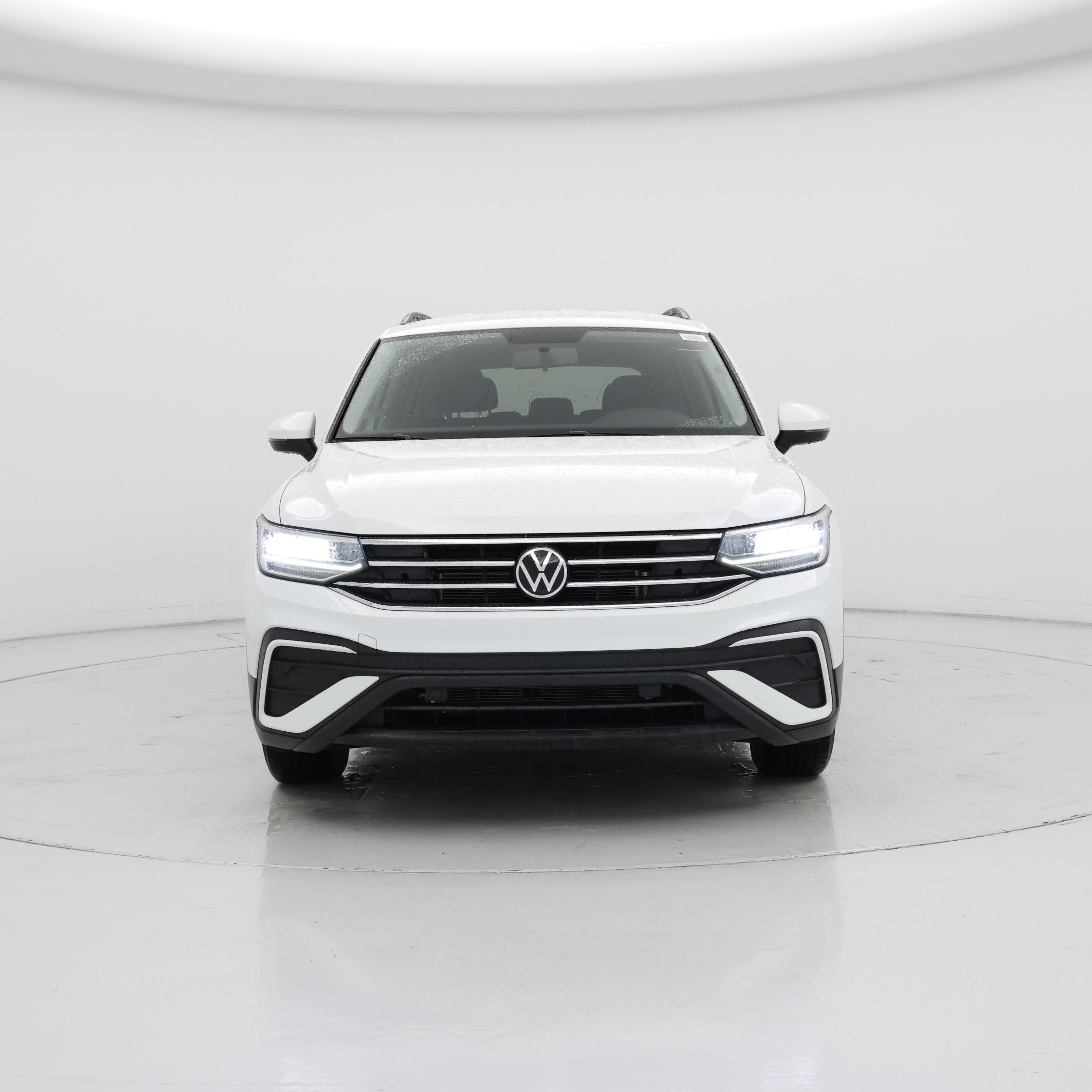 Thumbnail: 2022 Volkswagen Tiguan - 5
