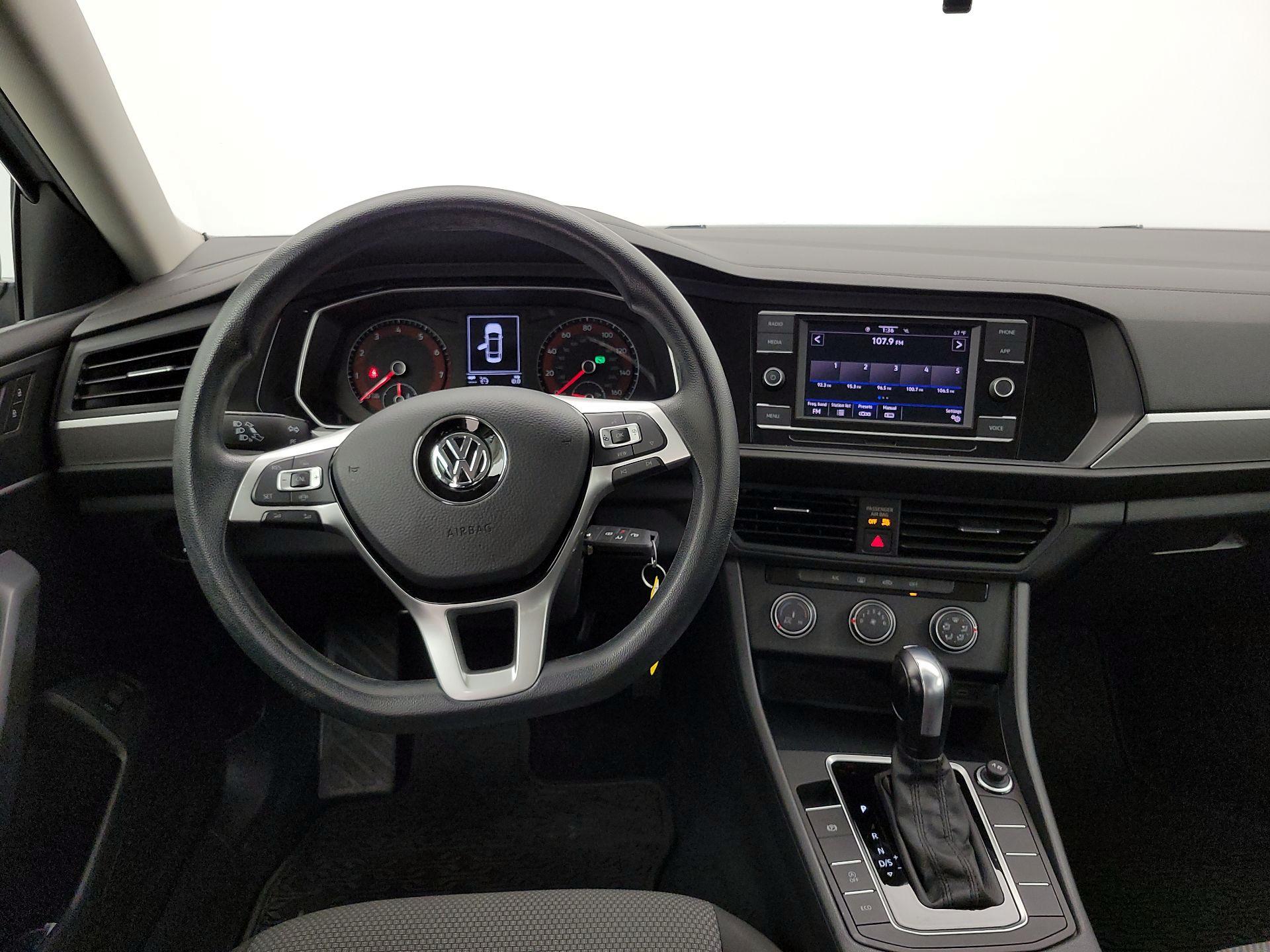 Thumbnail: 2020 Volkswagen Jetta - 10