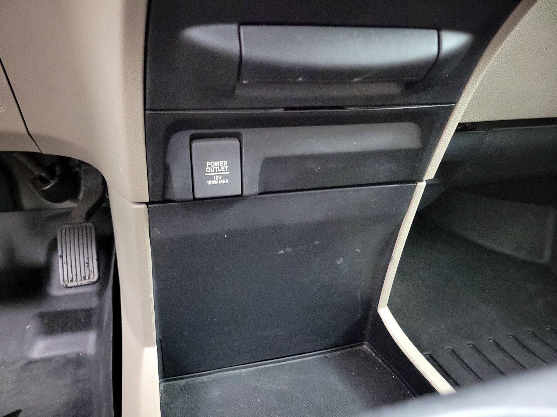 Thumbnail: 2019 Honda Odyssey - 18