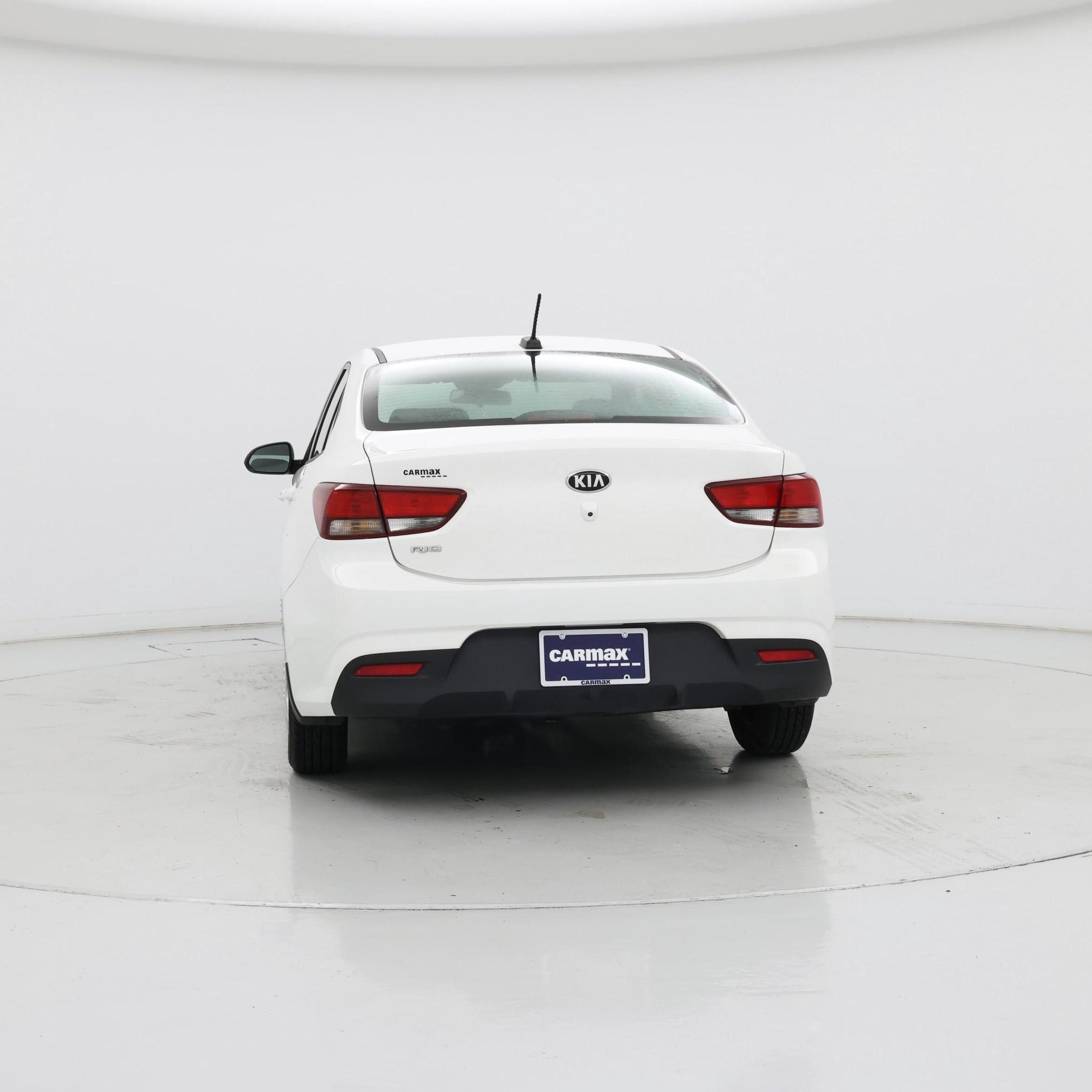 Thumbnail: 2020 Kia Rio - 6