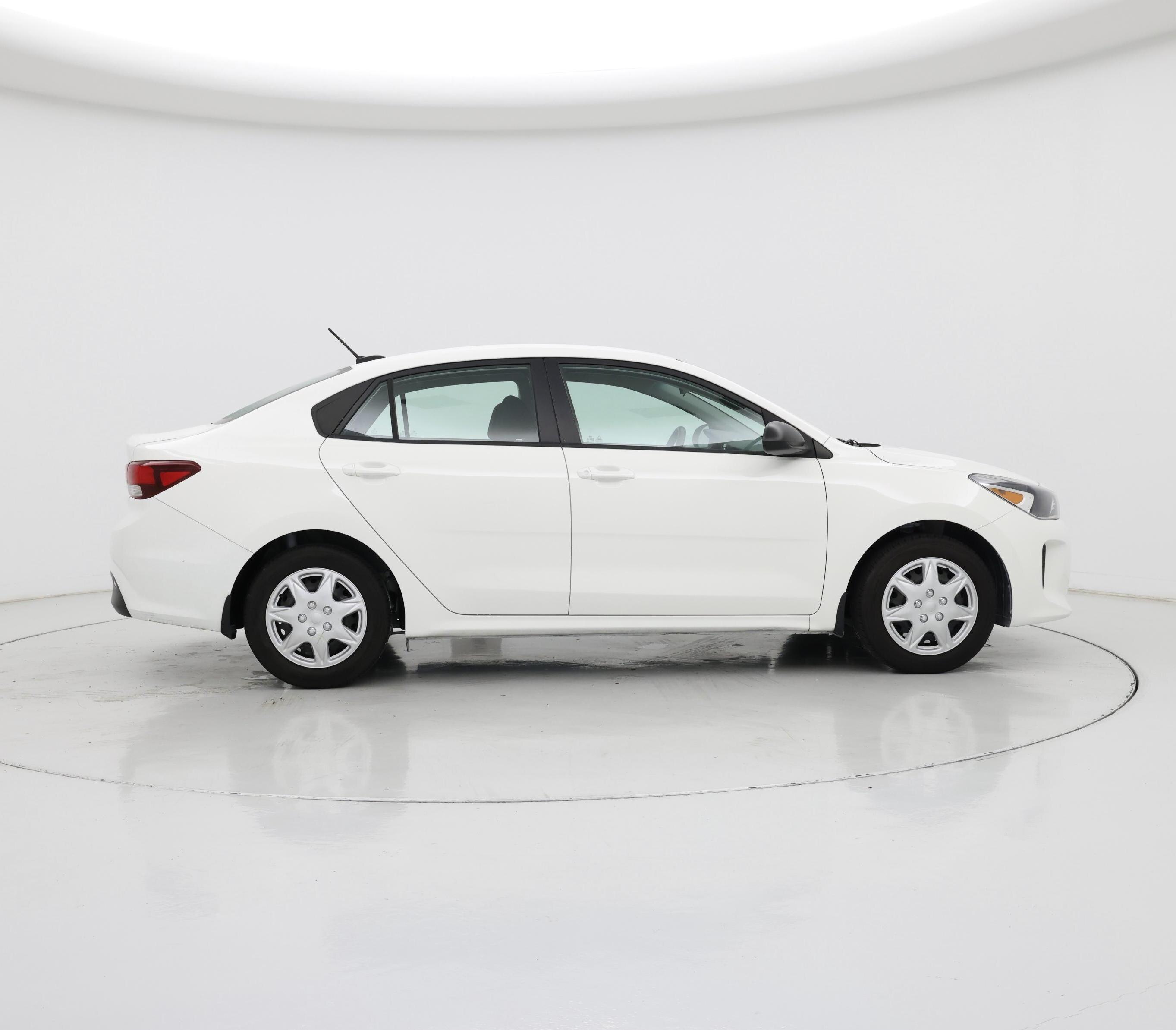 Thumbnail: 2020 Kia Rio - 7