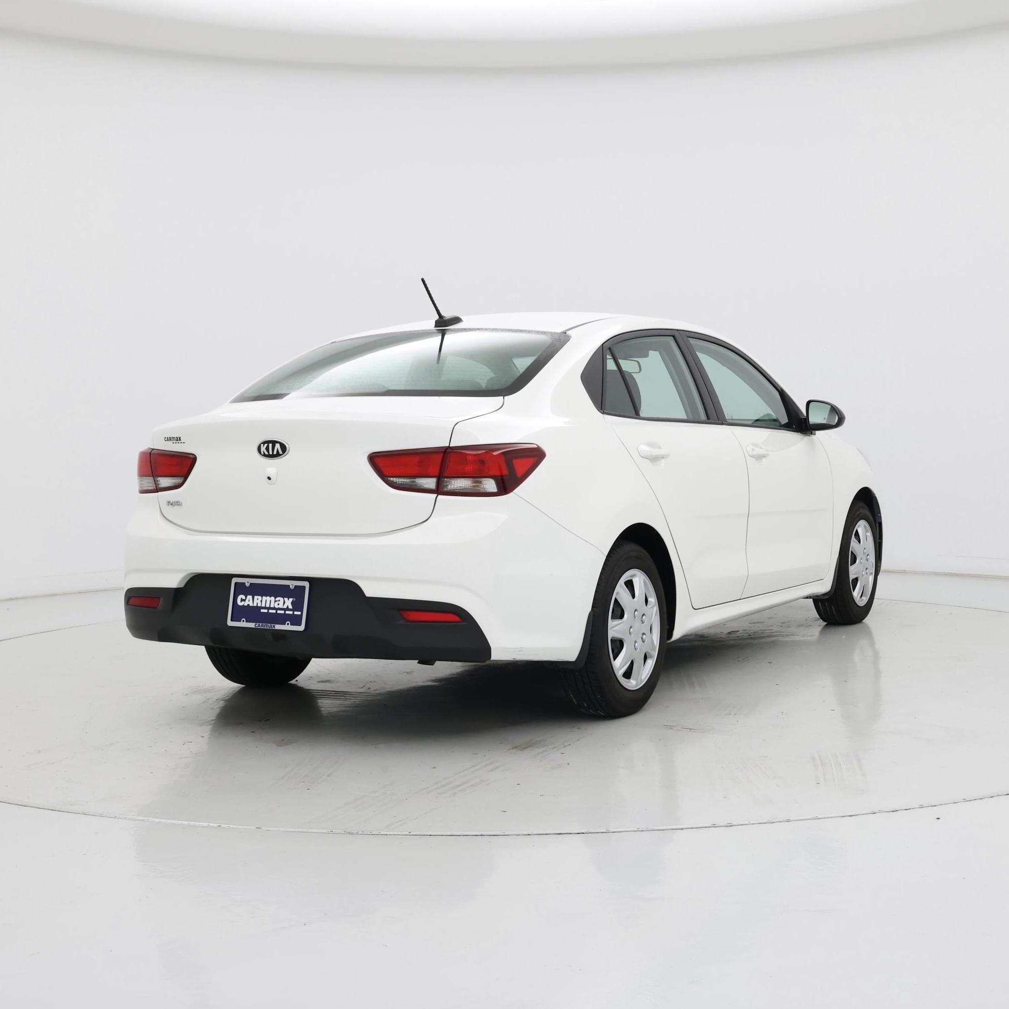 Thumbnail: 2020 Kia Rio - 8