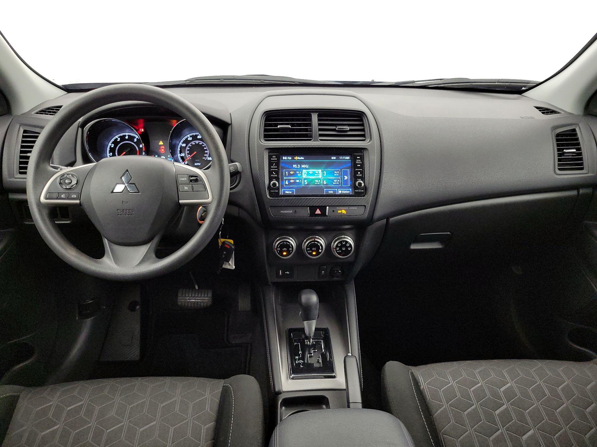Thumbnail: 2020 Mitsubishi Outlander Sport - 9