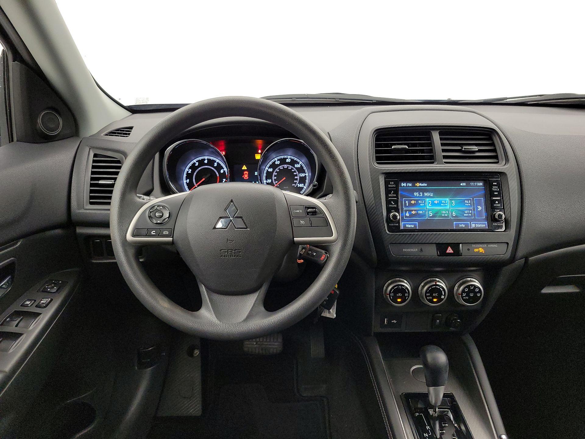 Thumbnail: 2020 Mitsubishi Outlander Sport - 10