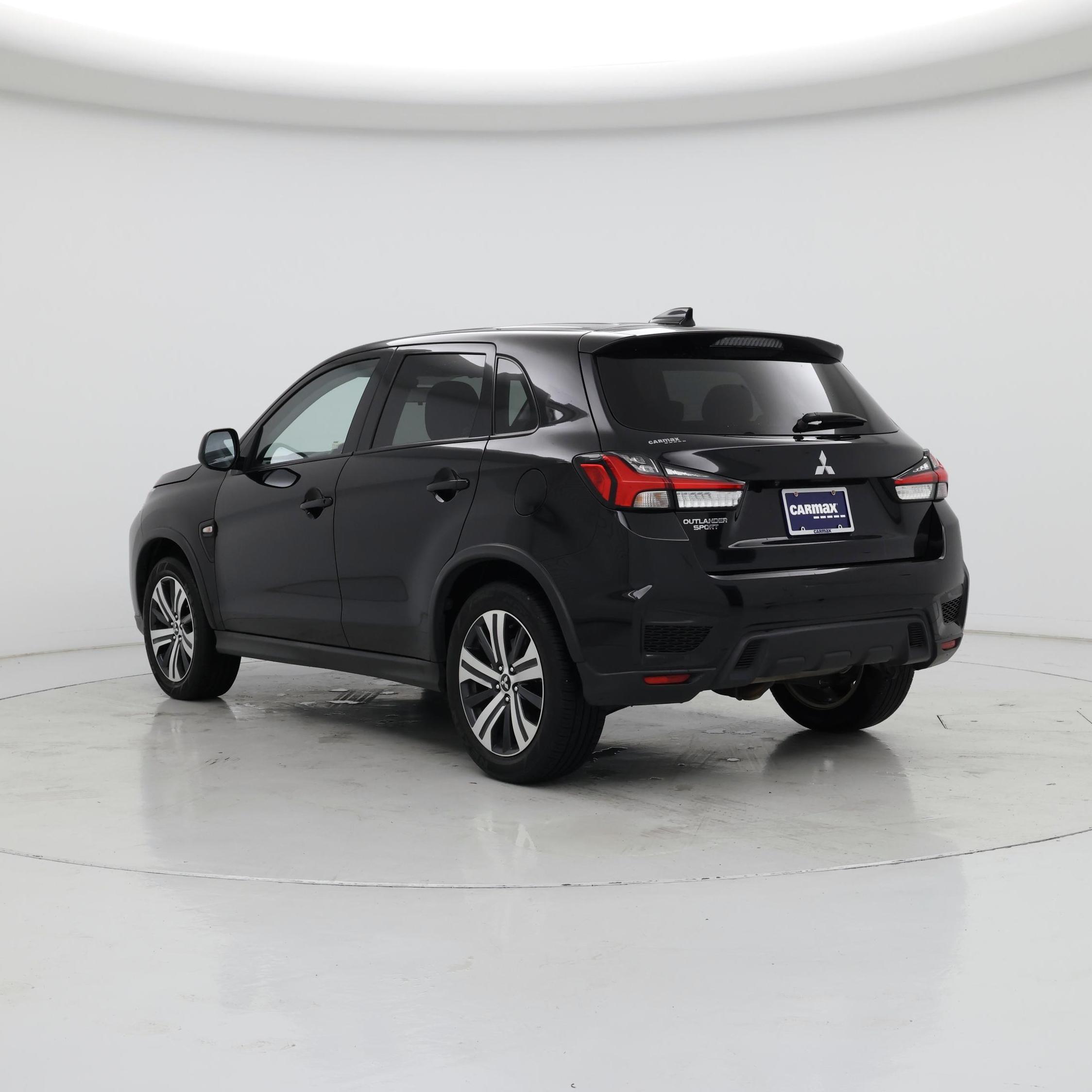 Thumbnail: 2020 Mitsubishi Outlander Sport - 2