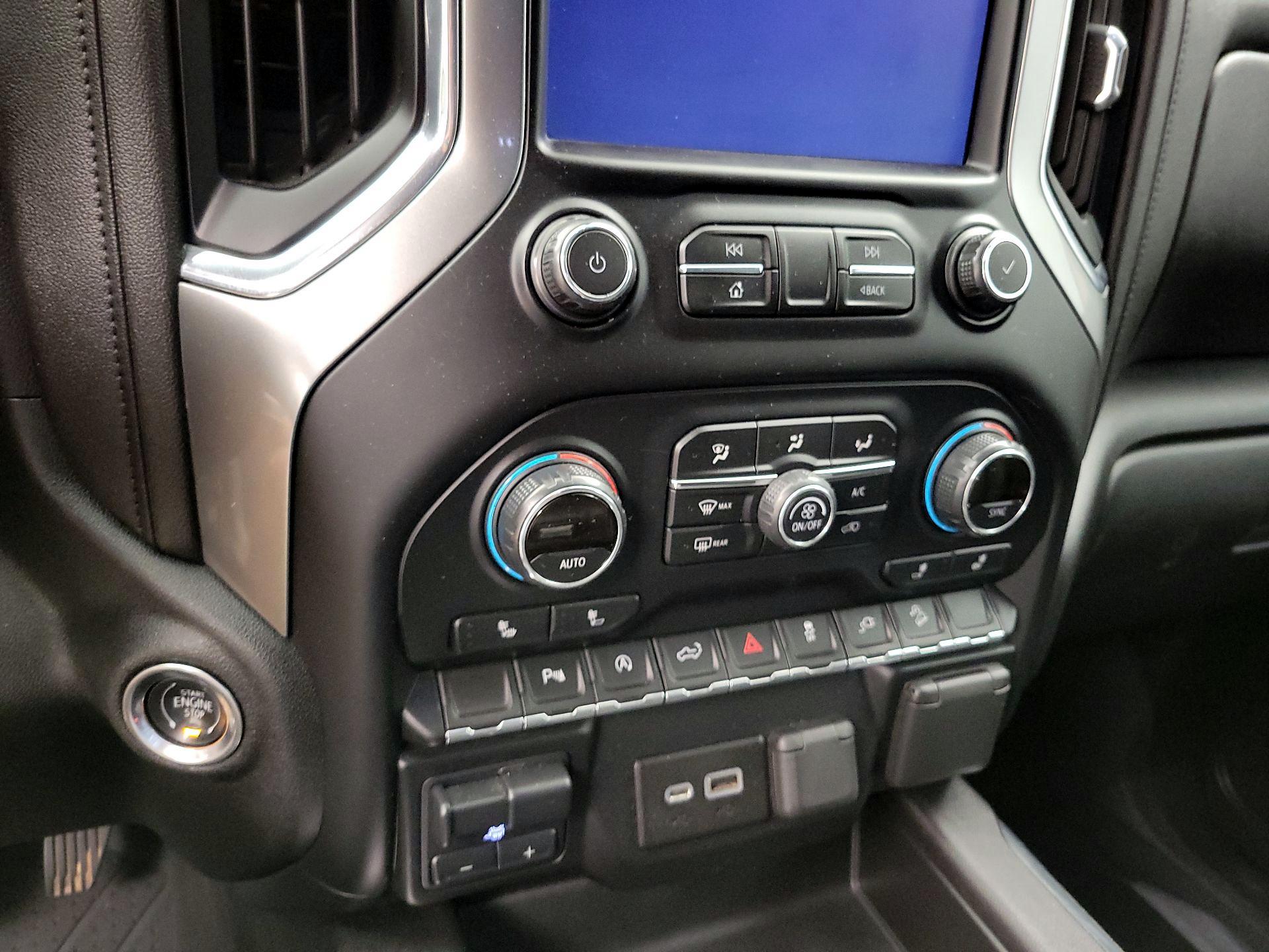 Thumbnail: 2019 Chevrolet Silverado 1500 - 17
