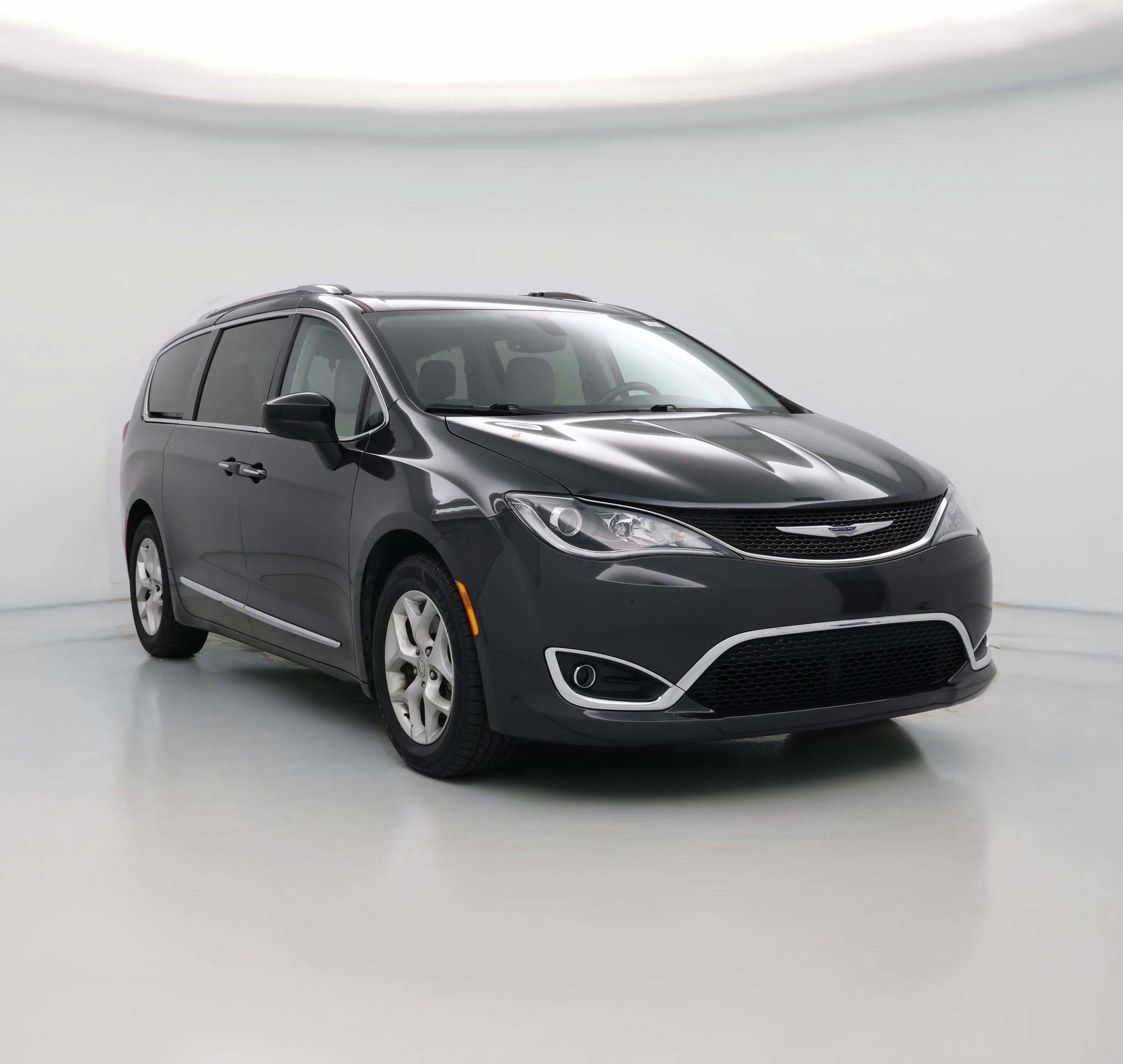 Thumbnail: 2019 Chrysler Pacifica - 1